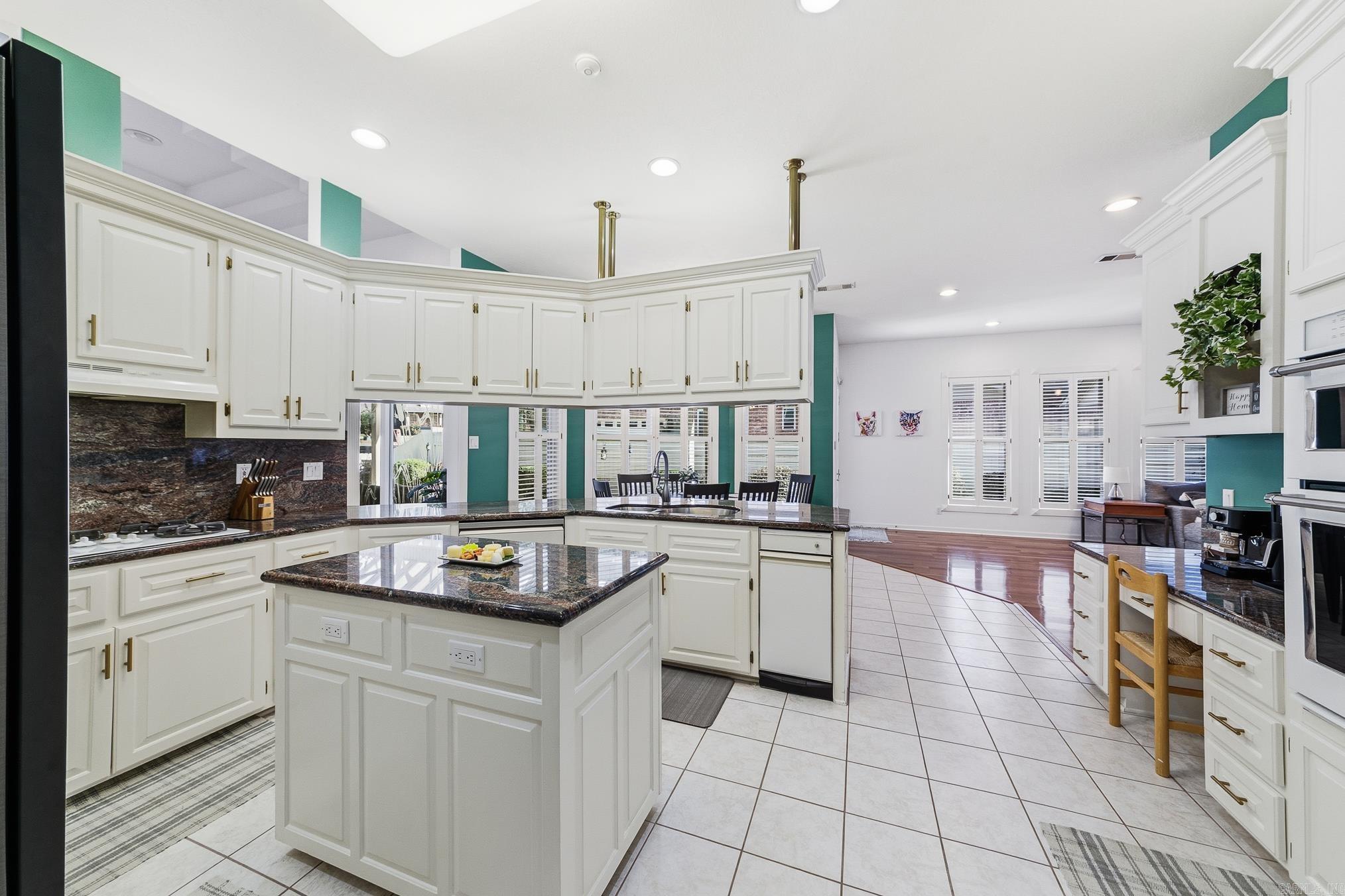 WOODLAND HEIGHTS ADDN - Residential