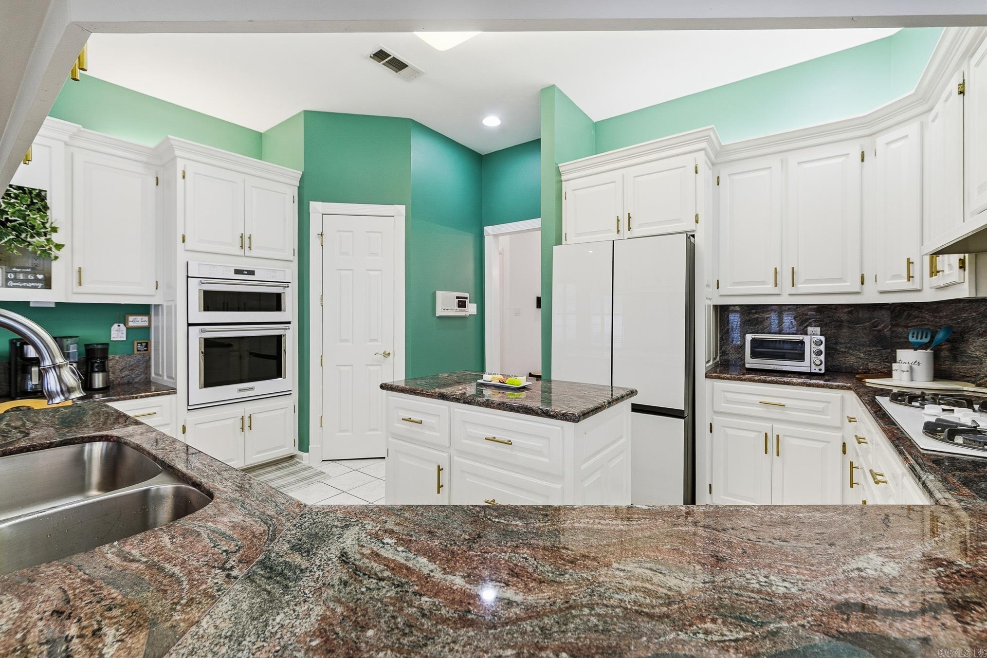 WOODLAND HEIGHTS ADDN - Residential