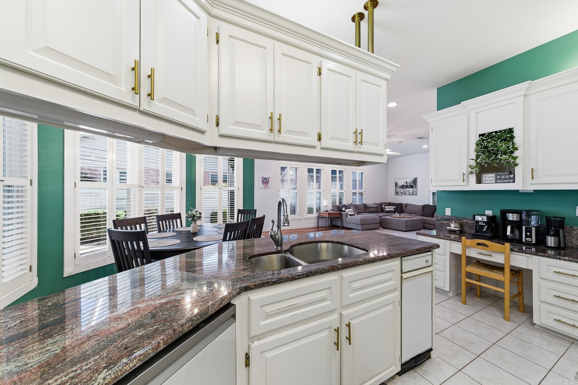 WOODLAND HEIGHTS ADDN - Residential