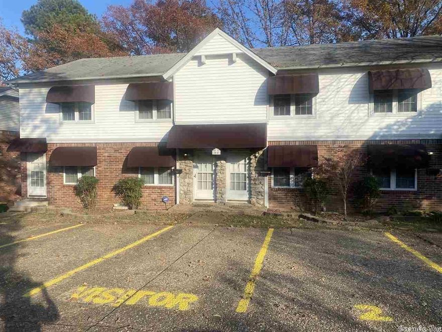 Come check this 2 bedroom 1.5 apartment. Shared back yard! Lease terms $750 security deposit, $50 application fee. Contact Century 21 Prestige Realty and apply online at c21prjxrentals.com Office Hours: Monday through Friday 8:30am-5:00pm.