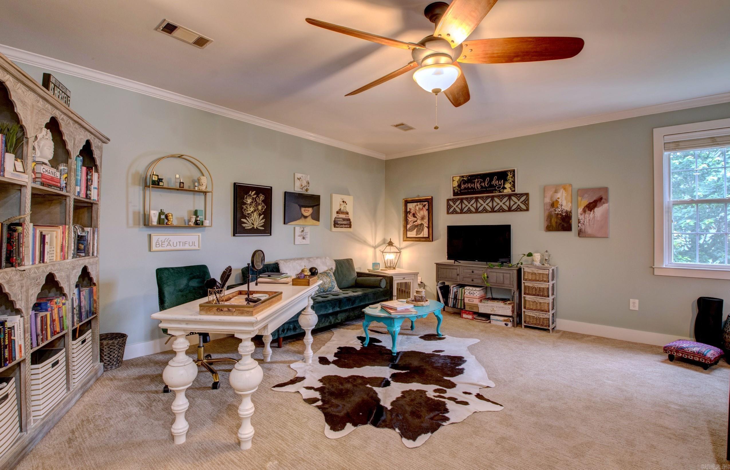 WOODLANDS EDGE - Residential