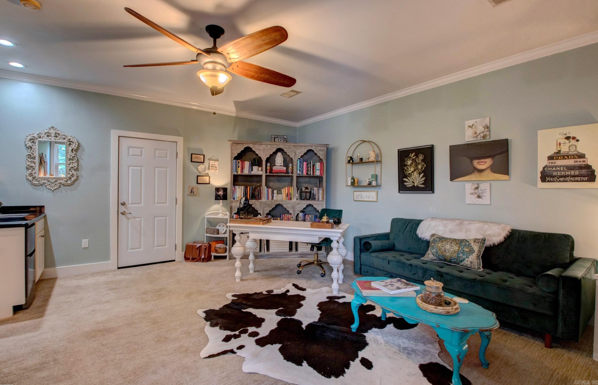 WOODLANDS EDGE - Residential