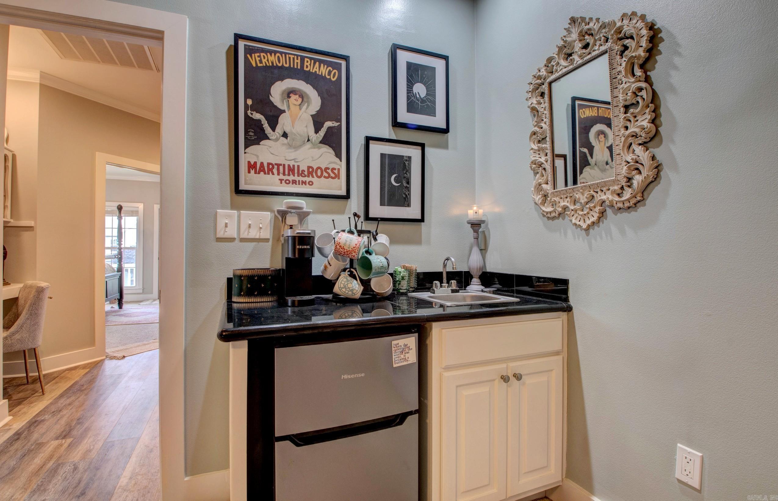 WOODLANDS EDGE - Residential