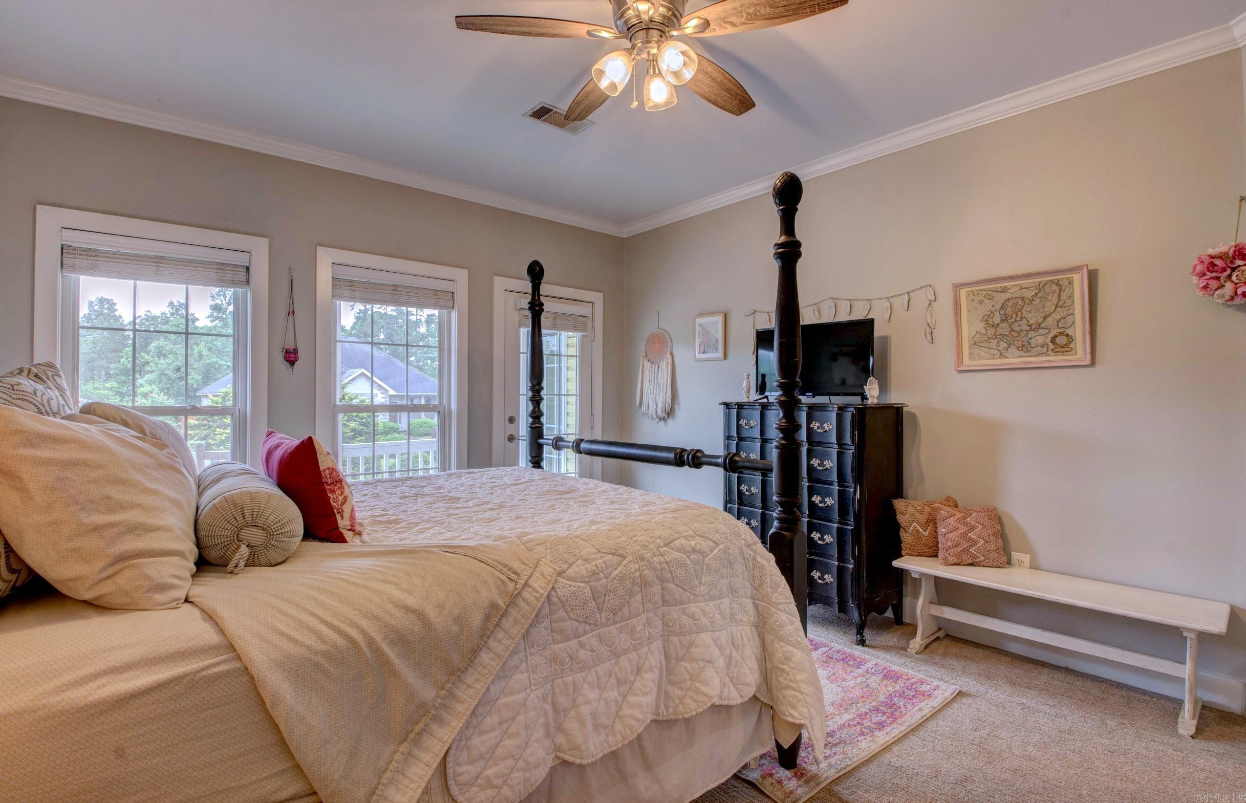 WOODLANDS EDGE - Residential
