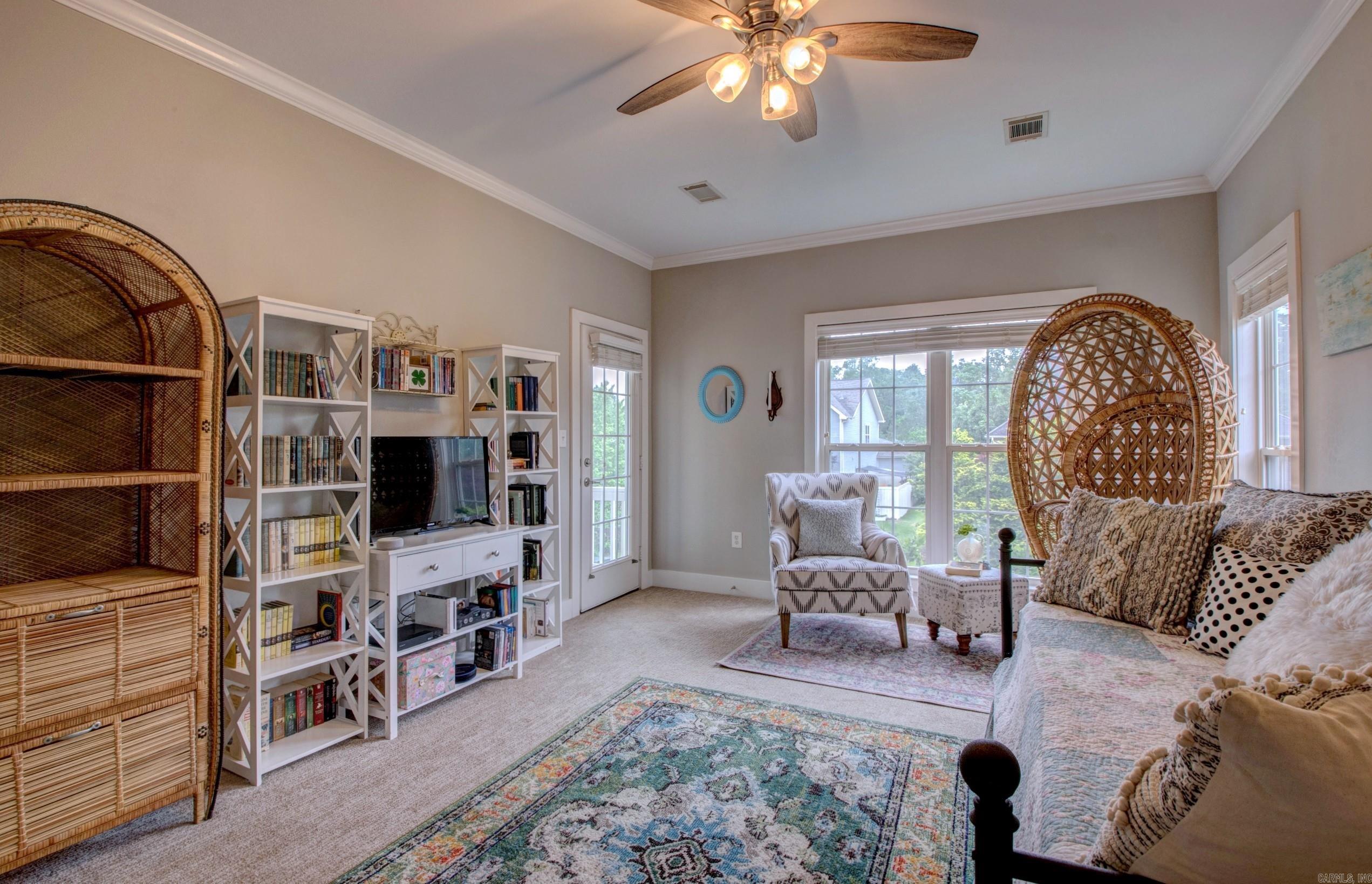 WOODLANDS EDGE - Residential