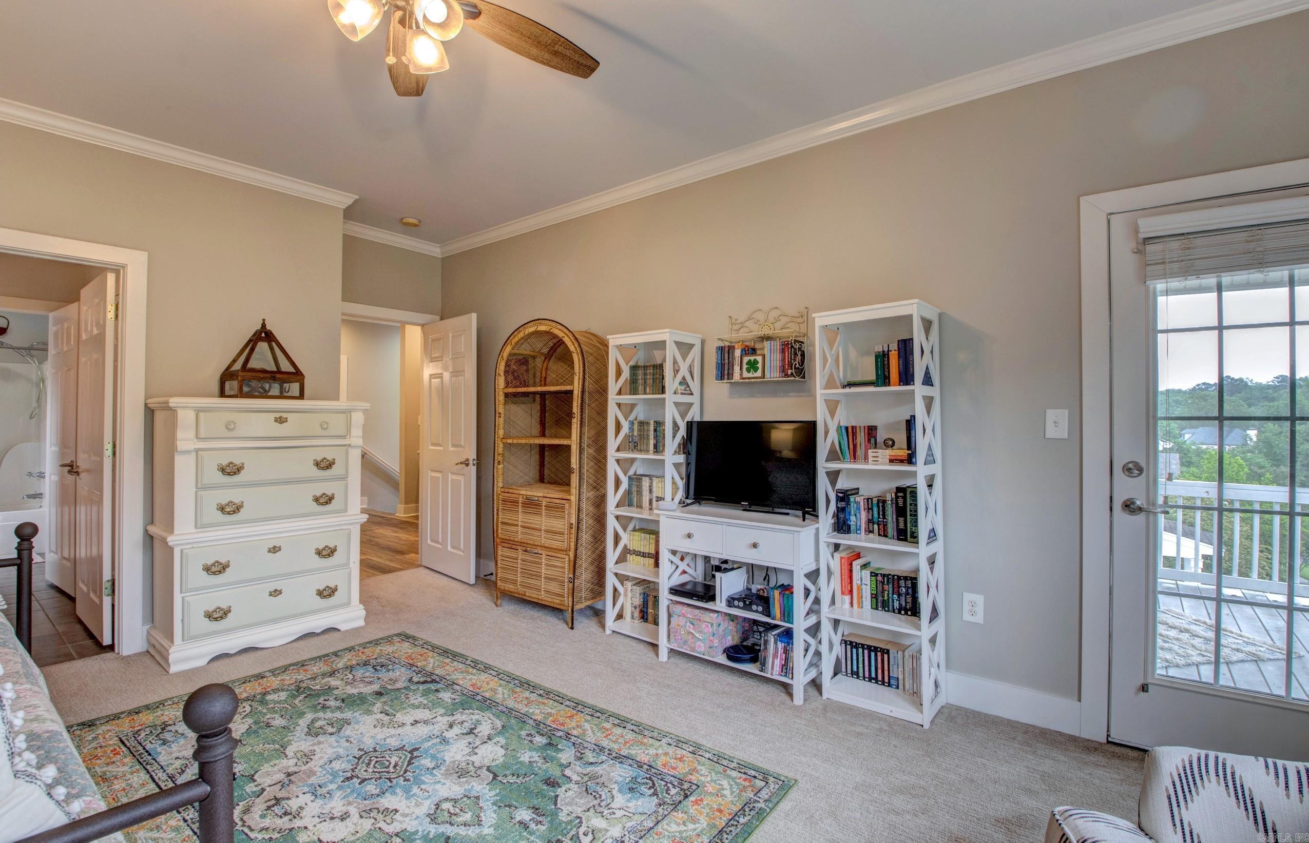 WOODLANDS EDGE - Residential