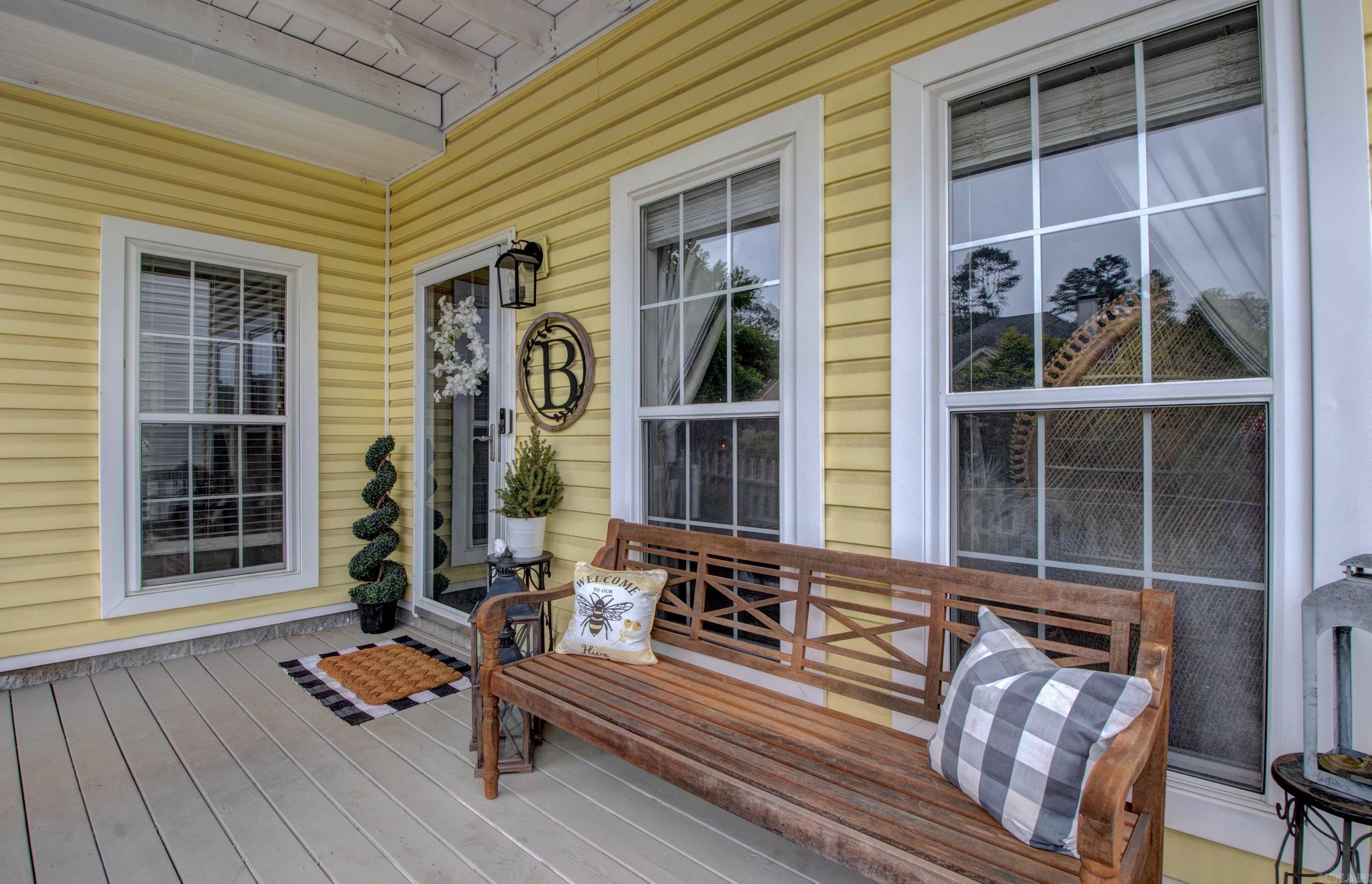 WOODLANDS EDGE - Residential