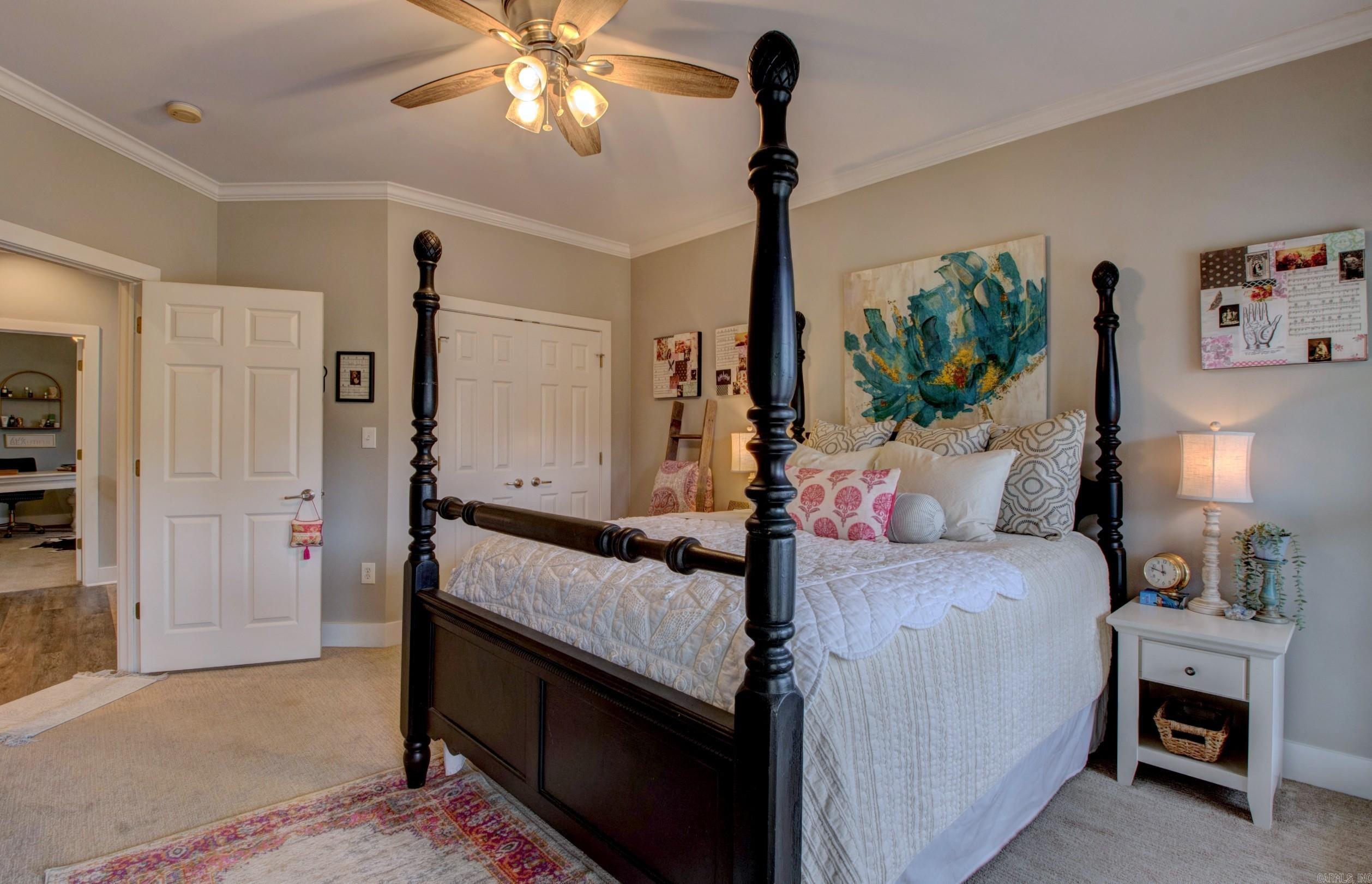 WOODLANDS EDGE - Residential