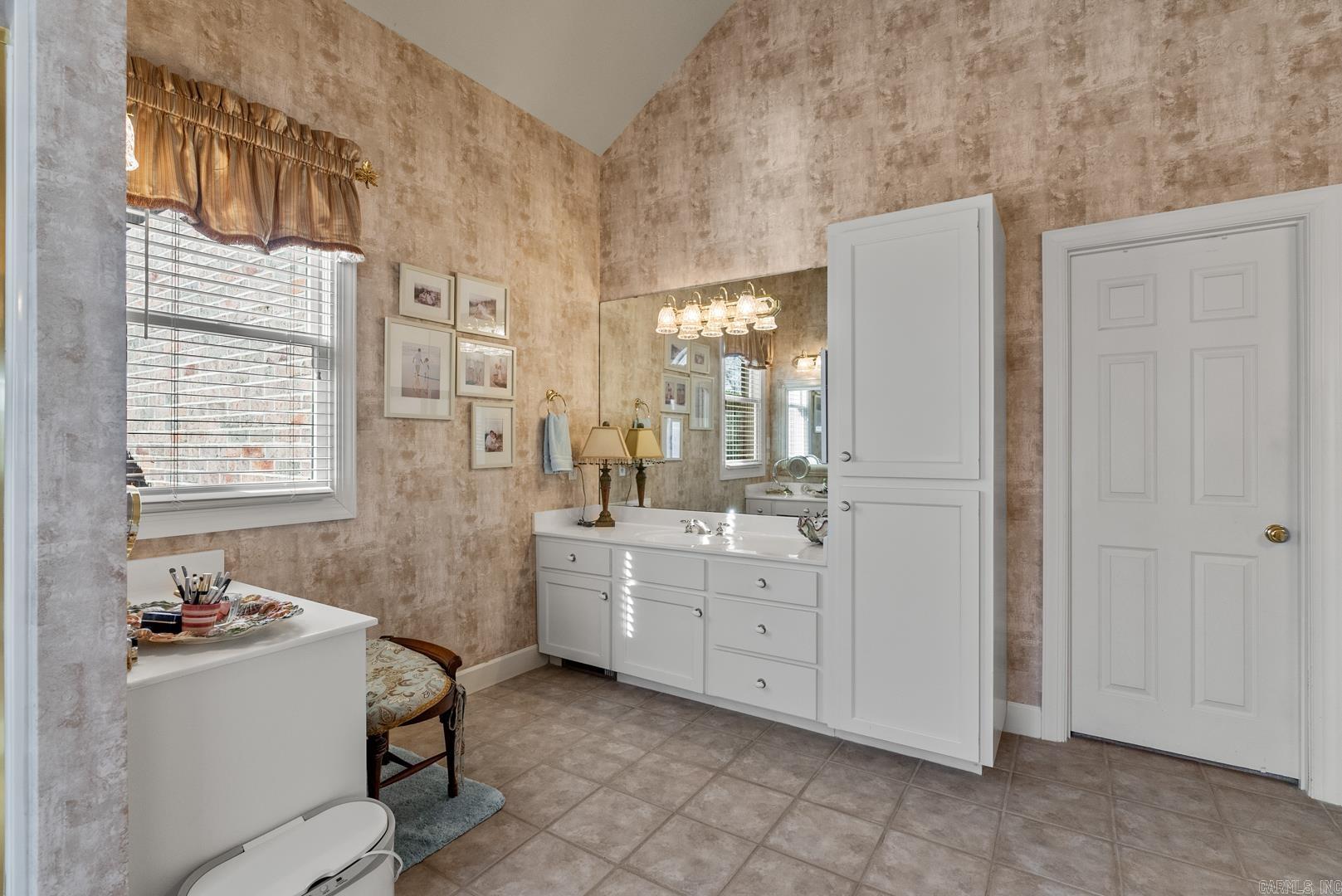 CHENAL VALLEY LAMARCHE PLACE NBH - Residential