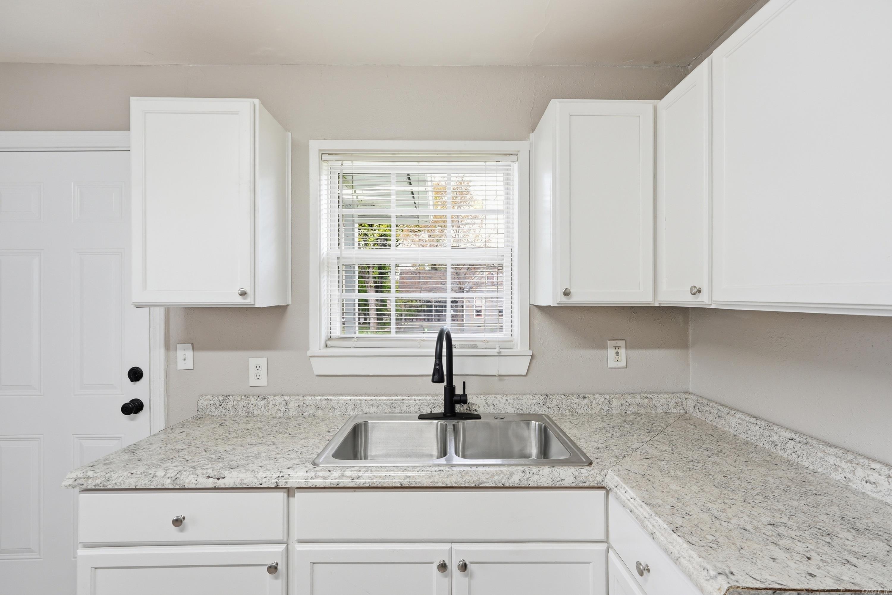 Centenial - Residential Lease