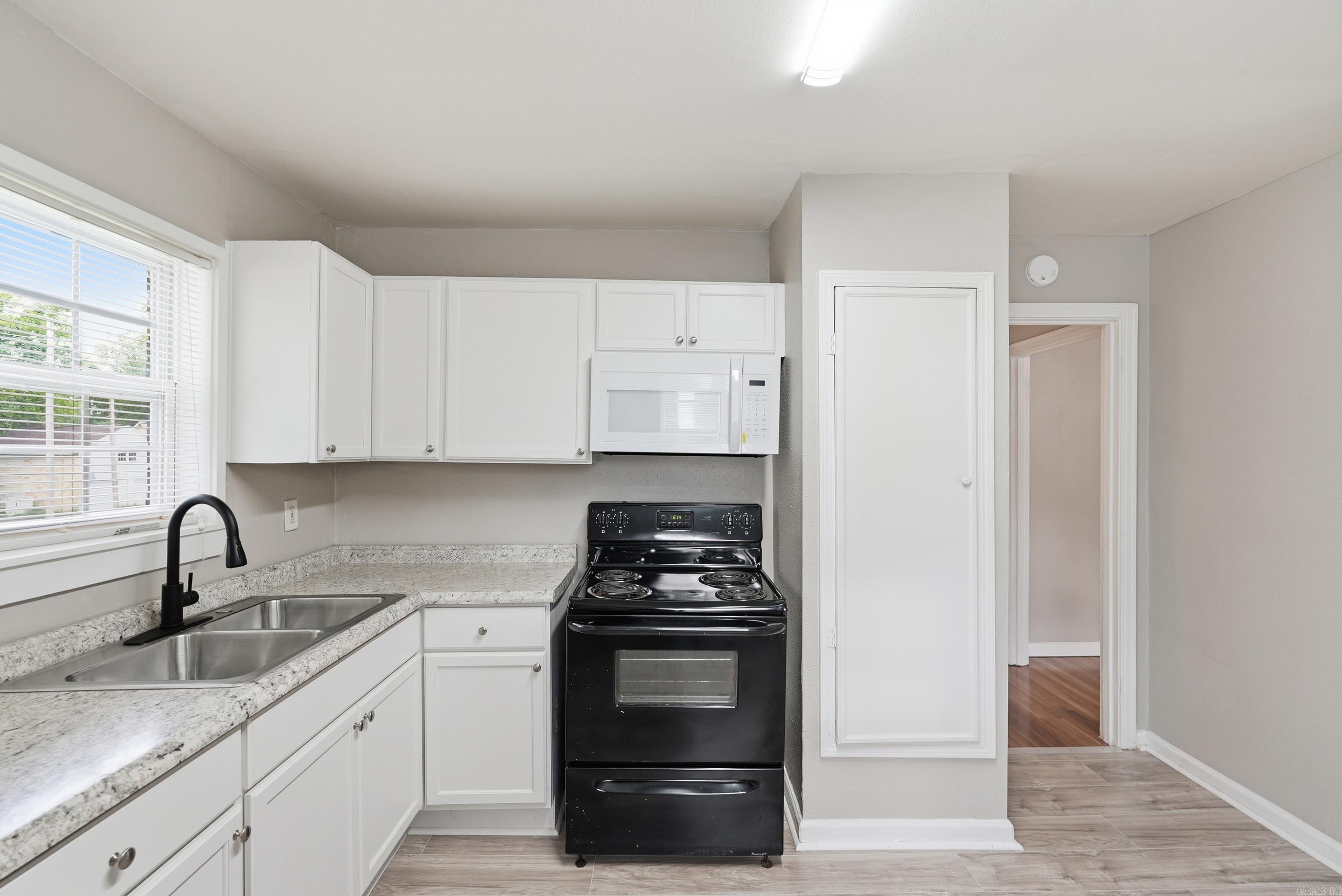 Centenial - Residential Lease