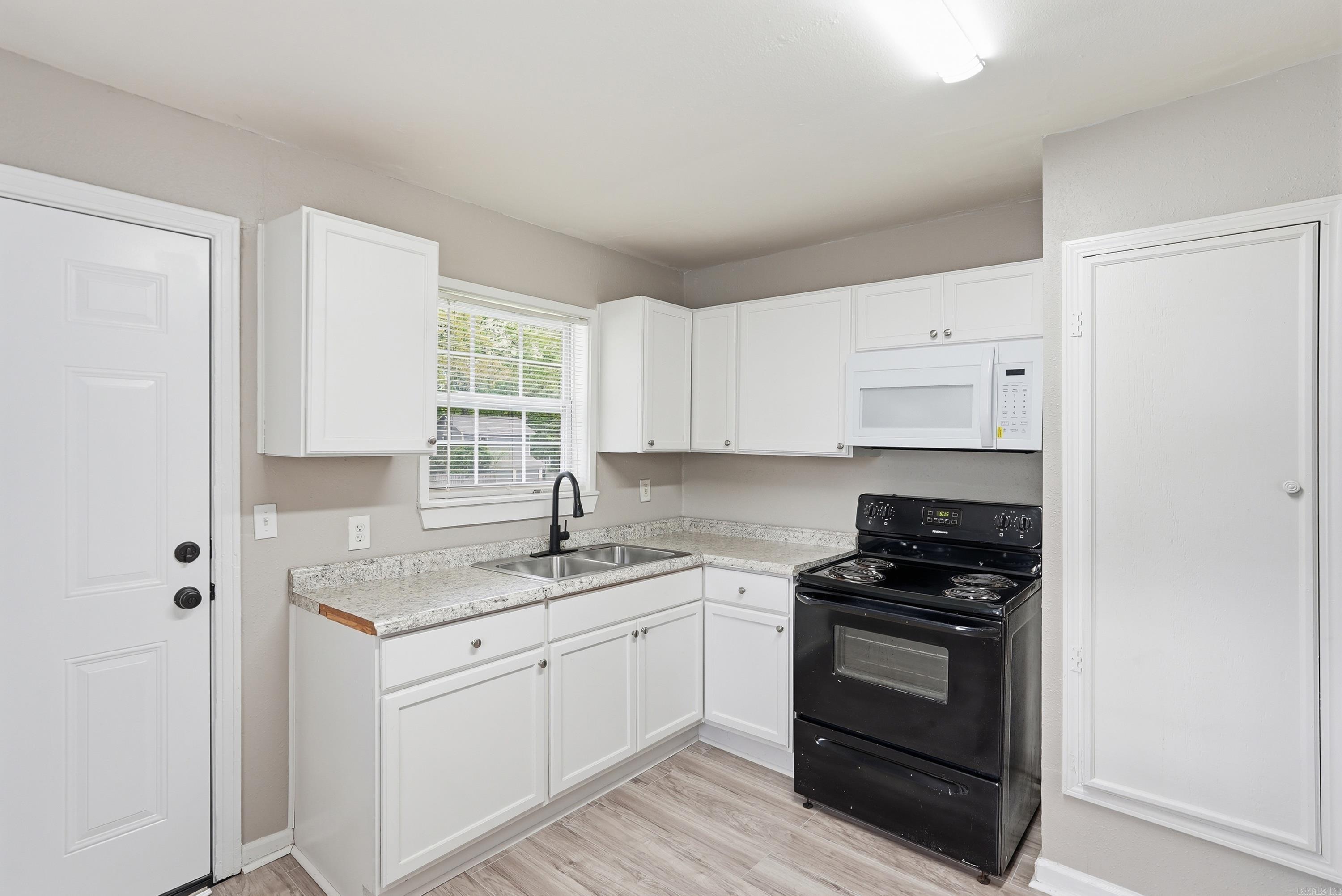 Centenial - Residential Lease