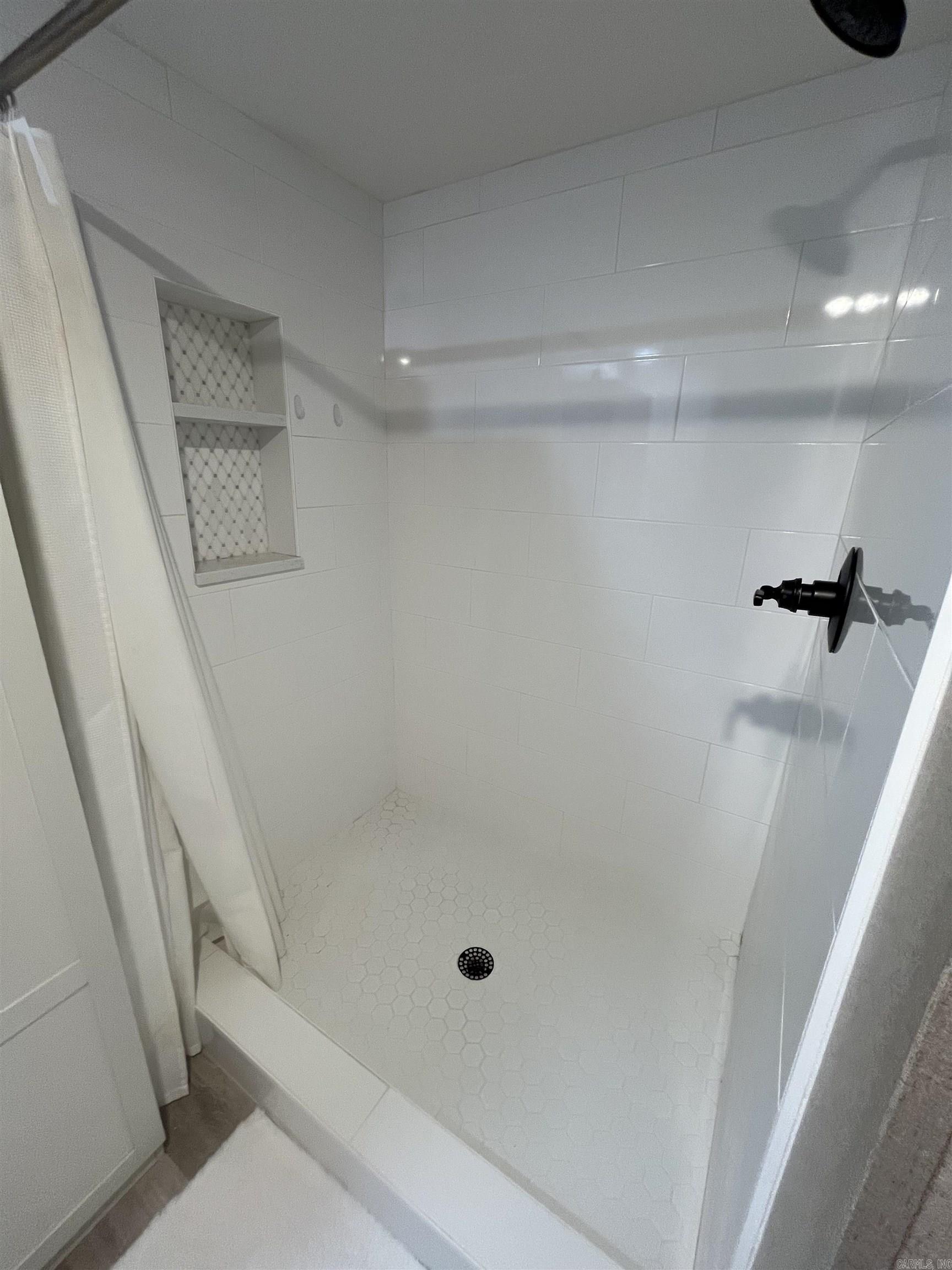 Hickory Nut Mountain Estates - Residential