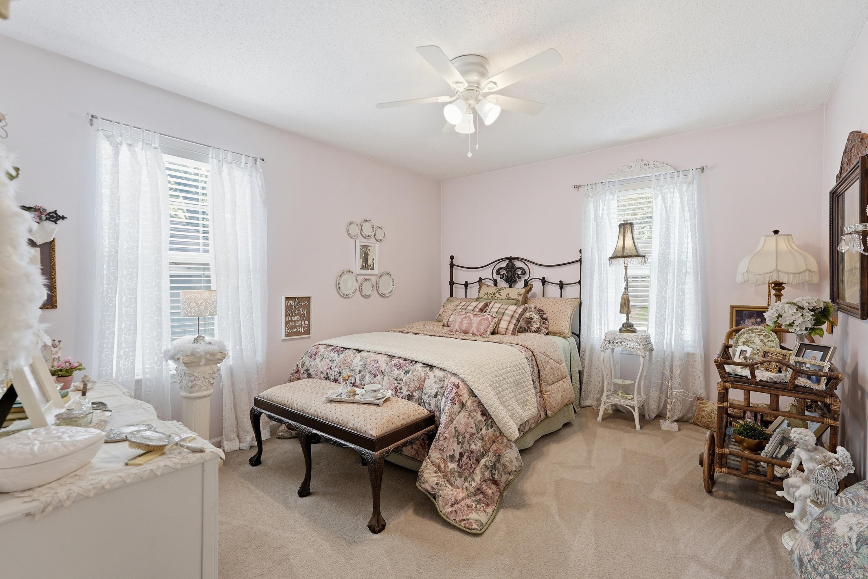 MARLOWE MANOR - Residential