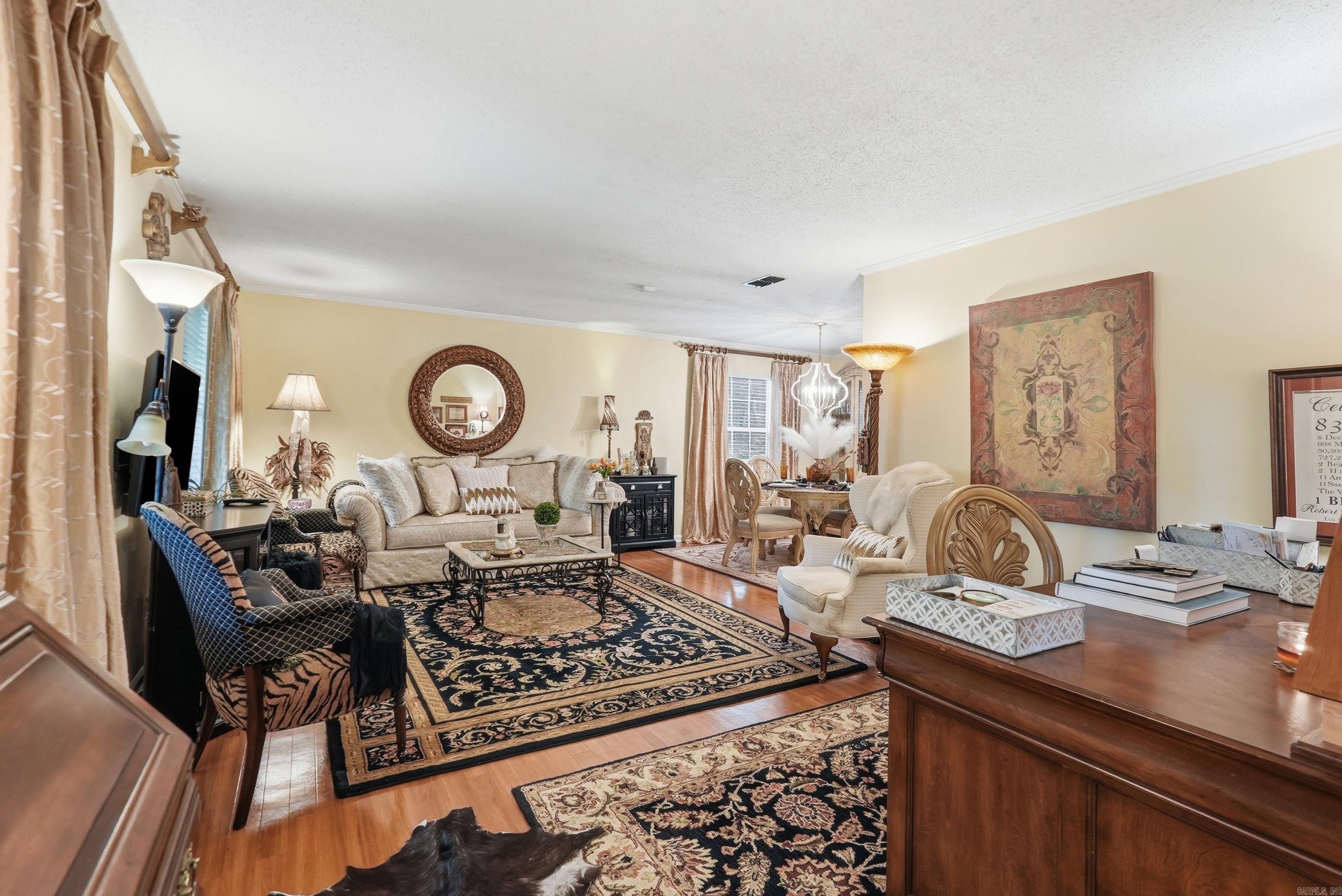 MARLOWE MANOR - Residential