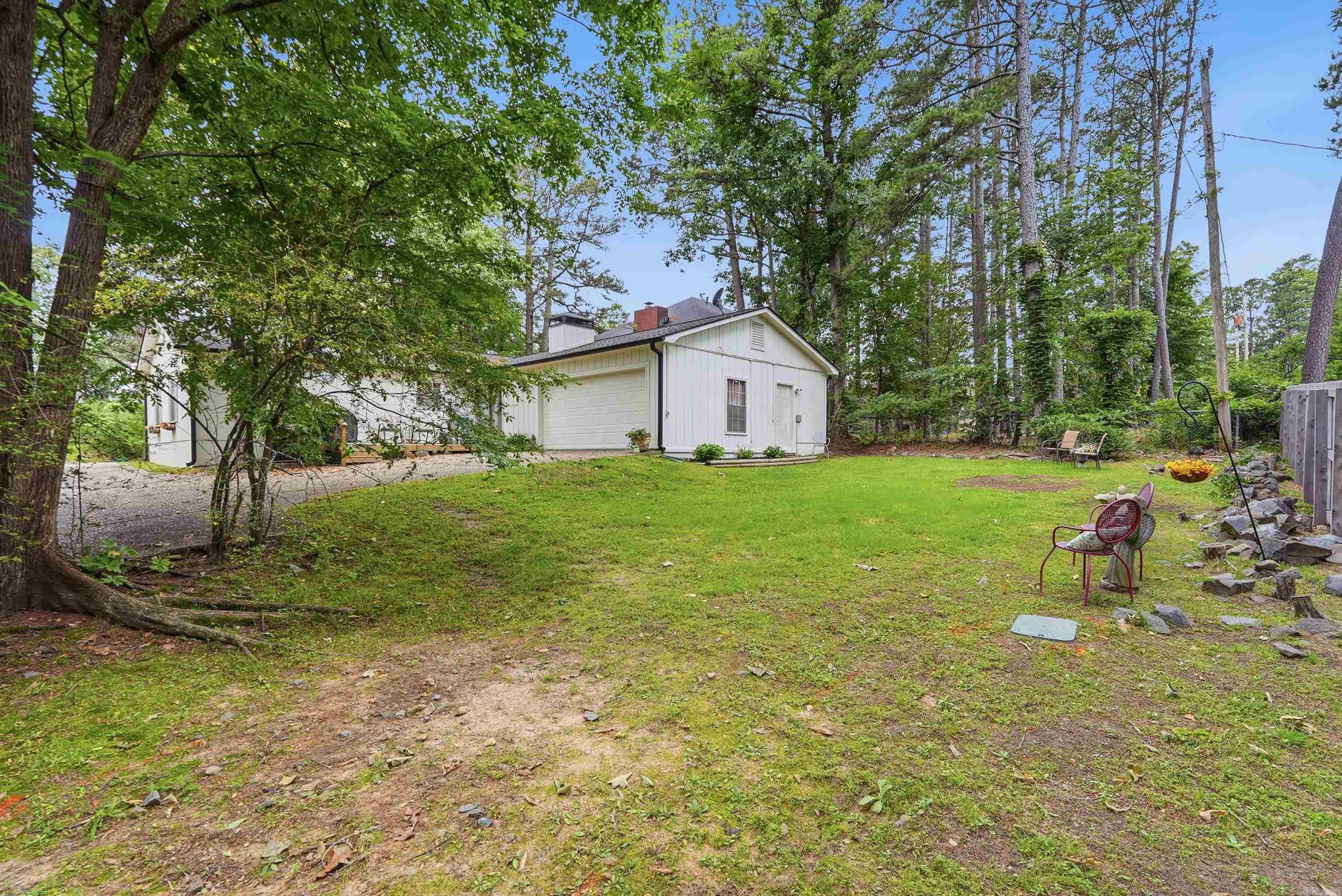 MARLOWE MANOR - Residential