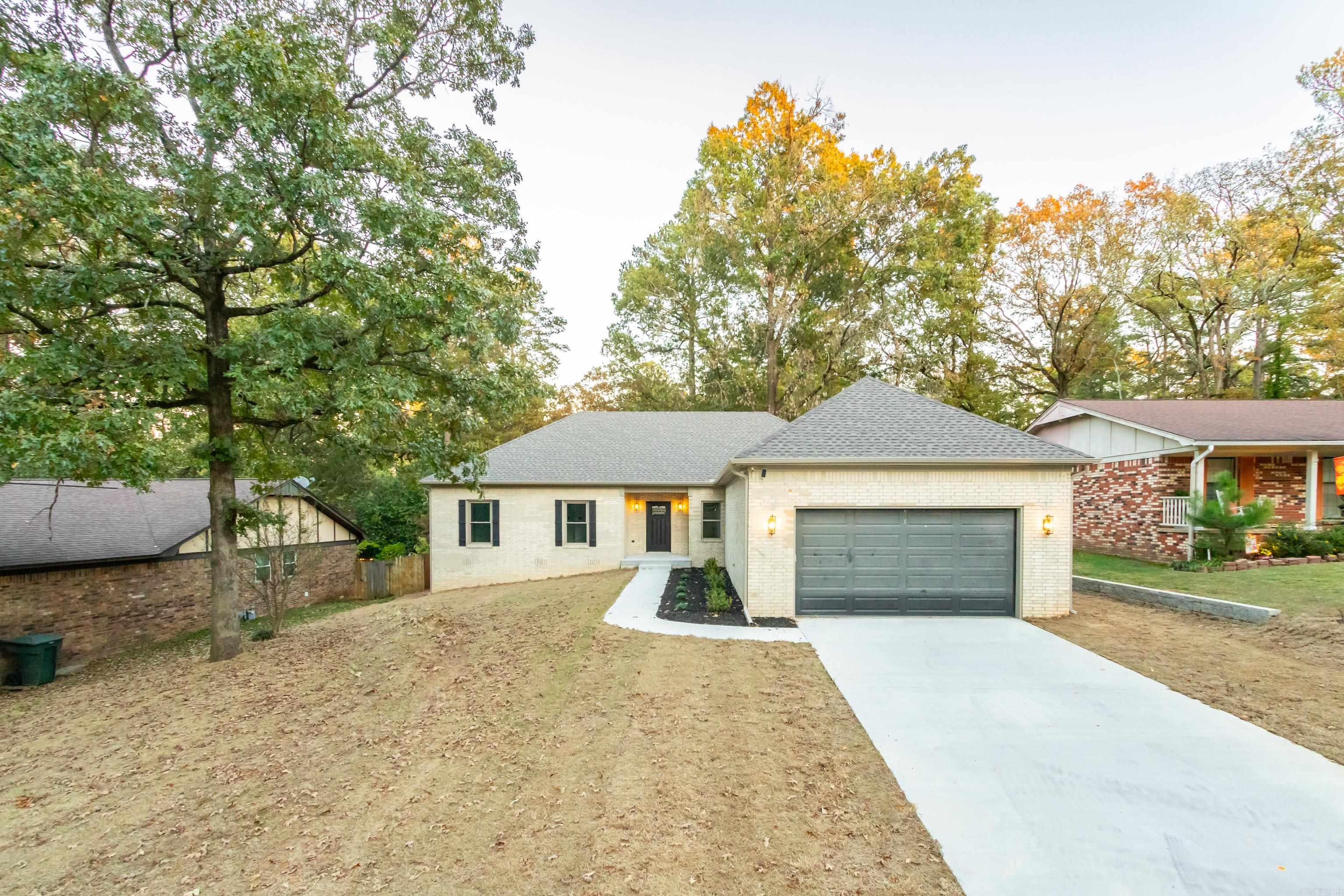 OTTER CREEK COMMUNITY - Residential