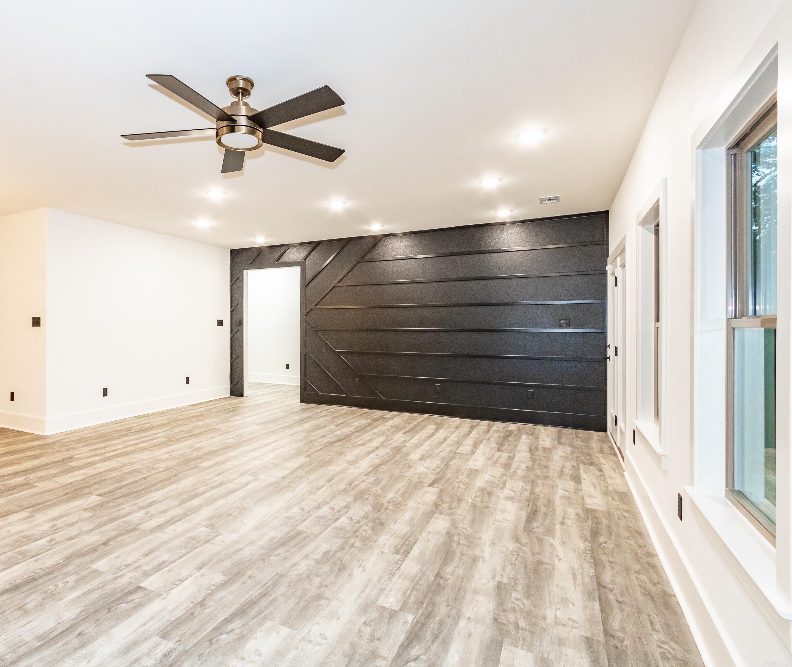 OTTER CREEK COMMUNITY - Residential