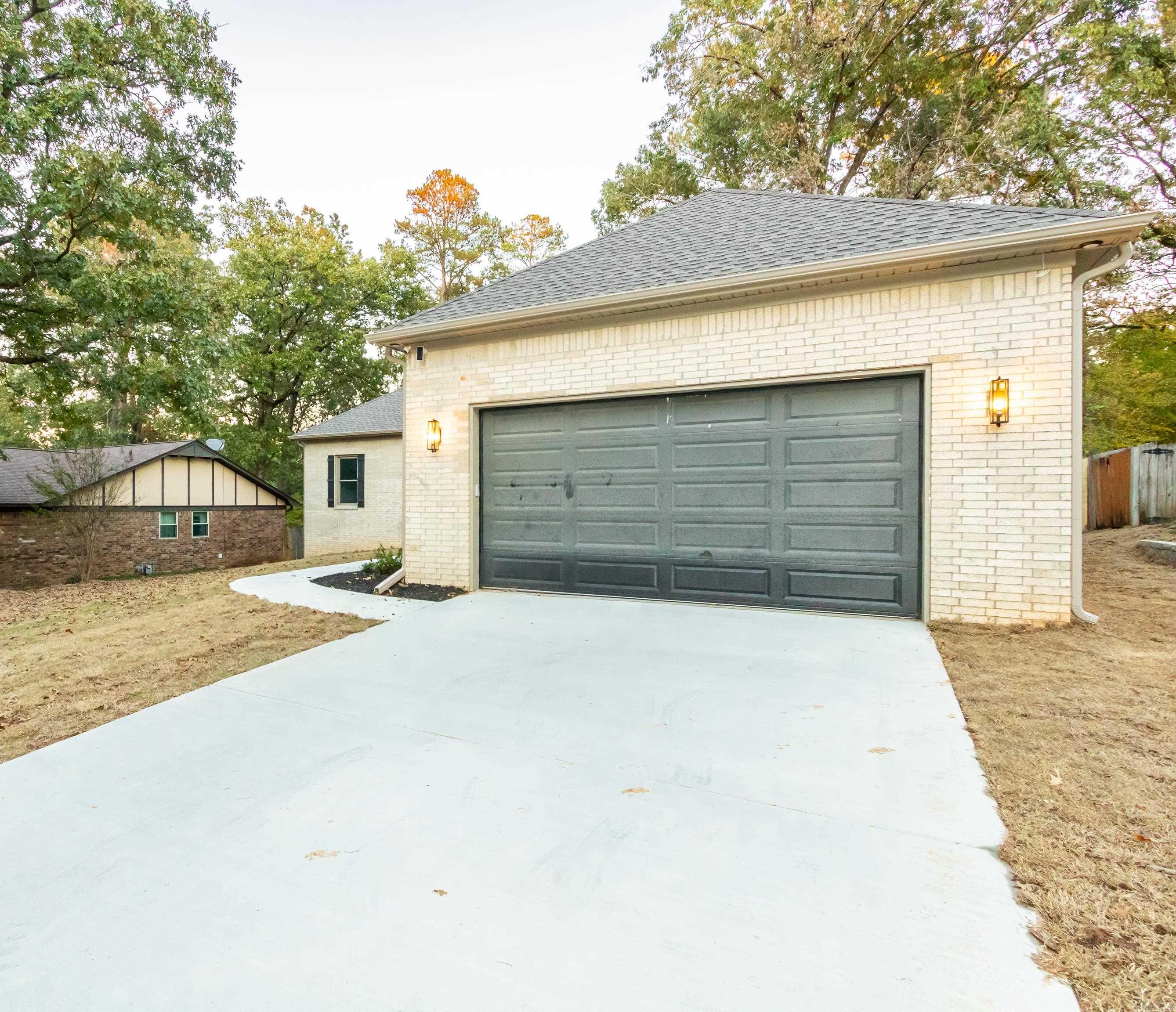 OTTER CREEK COMMUNITY - Residential