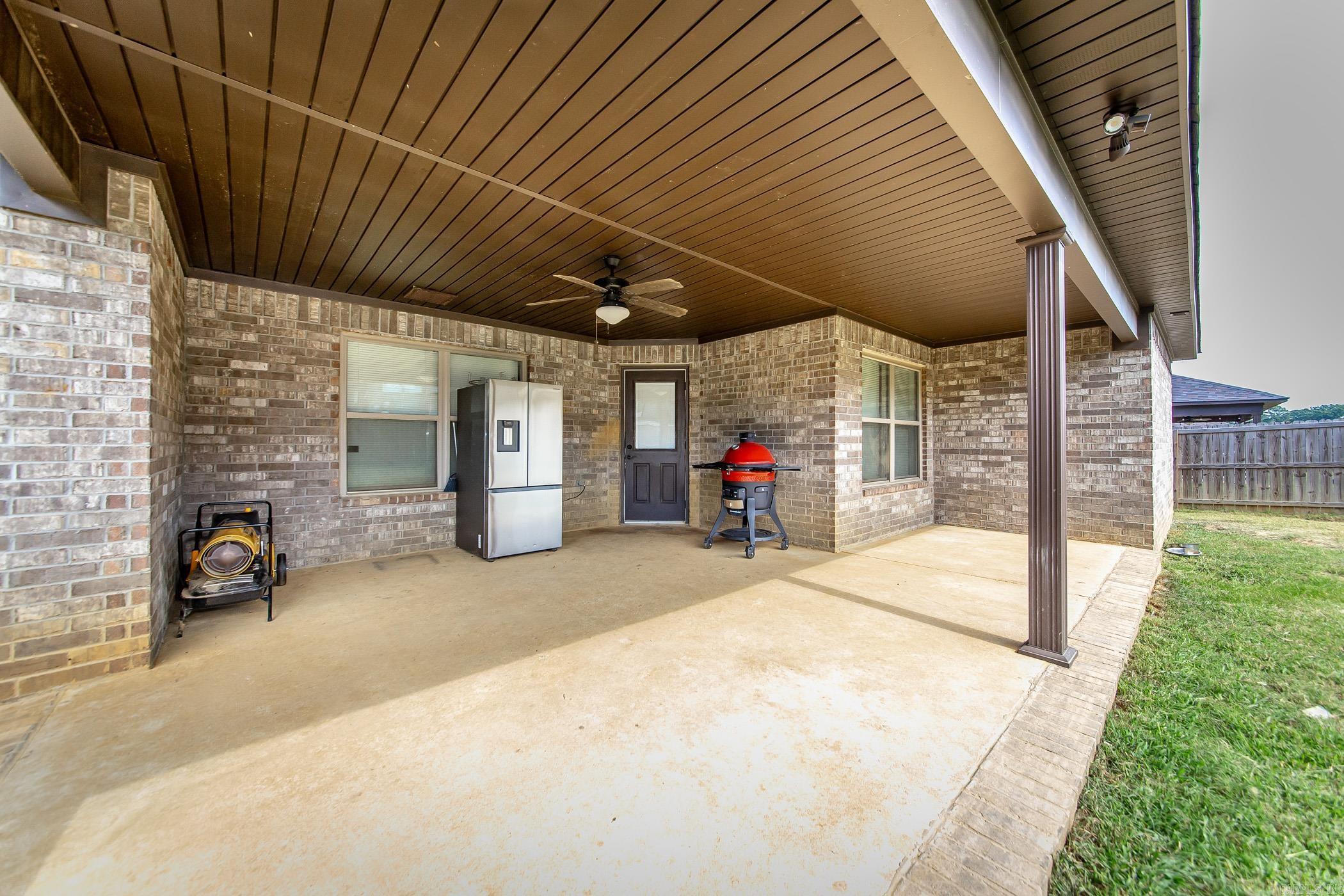 HERITAGE MEADOWS - Residential