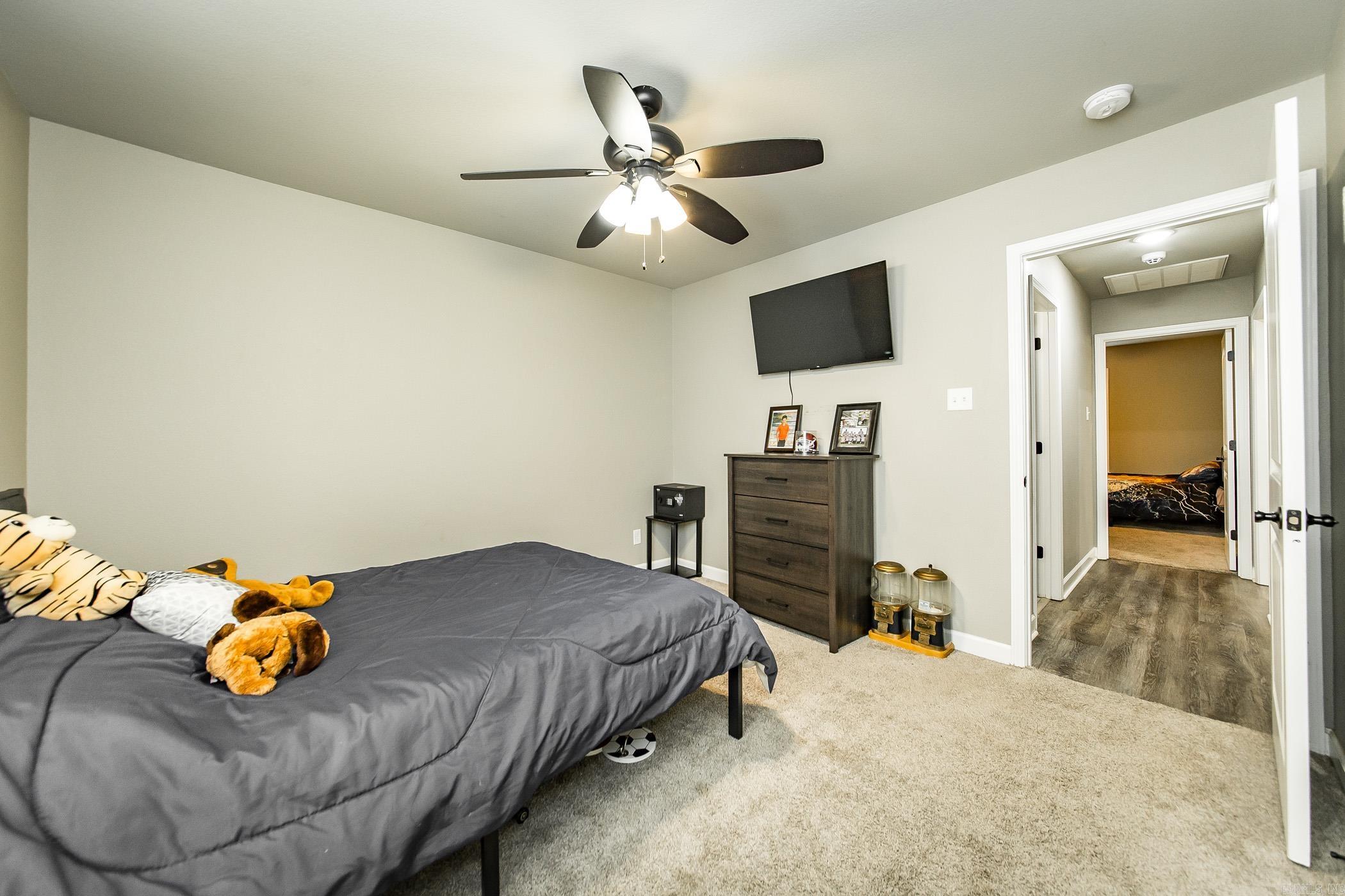 HERITAGE MEADOWS - Residential