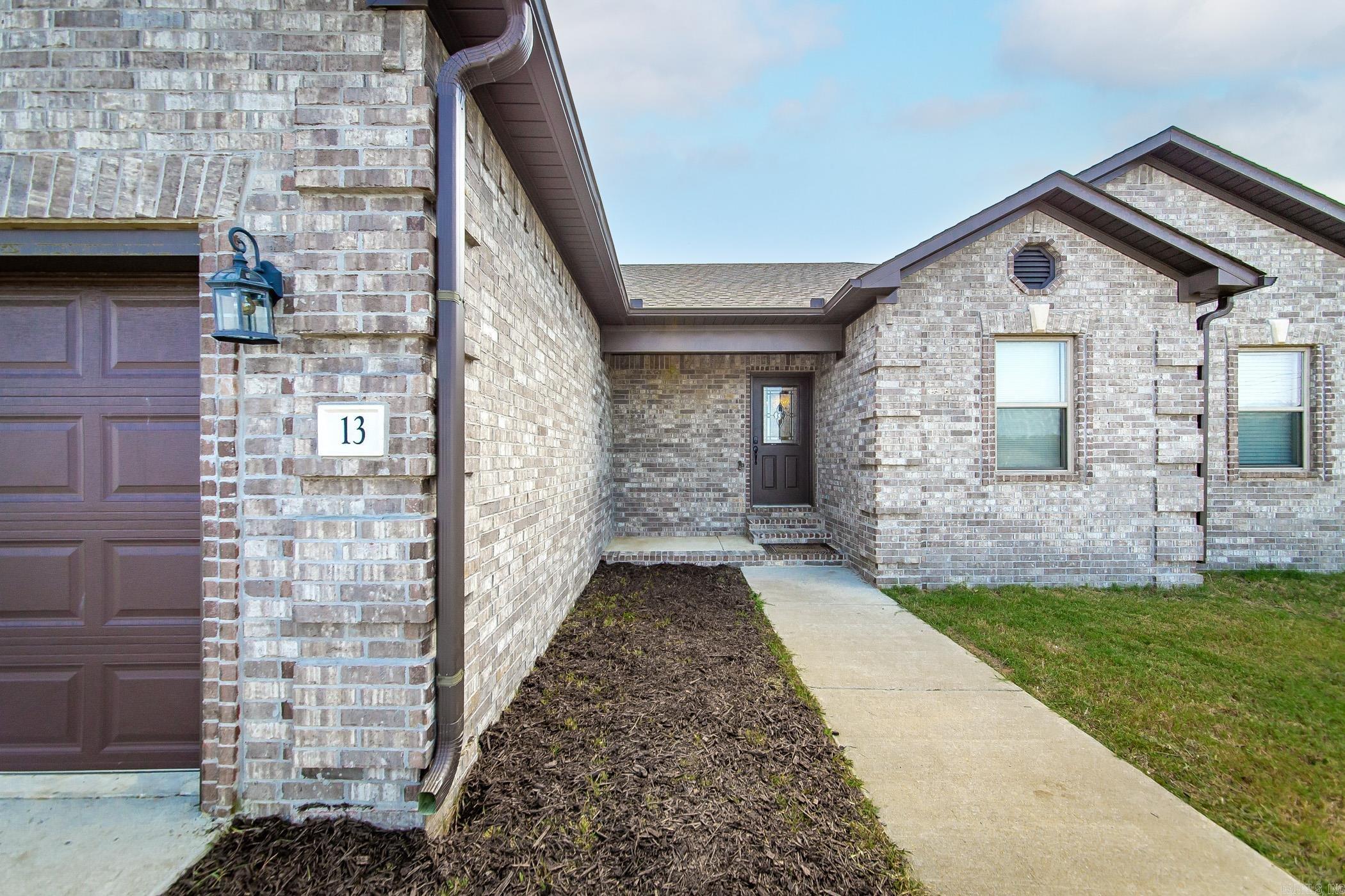 HERITAGE MEADOWS - Residential