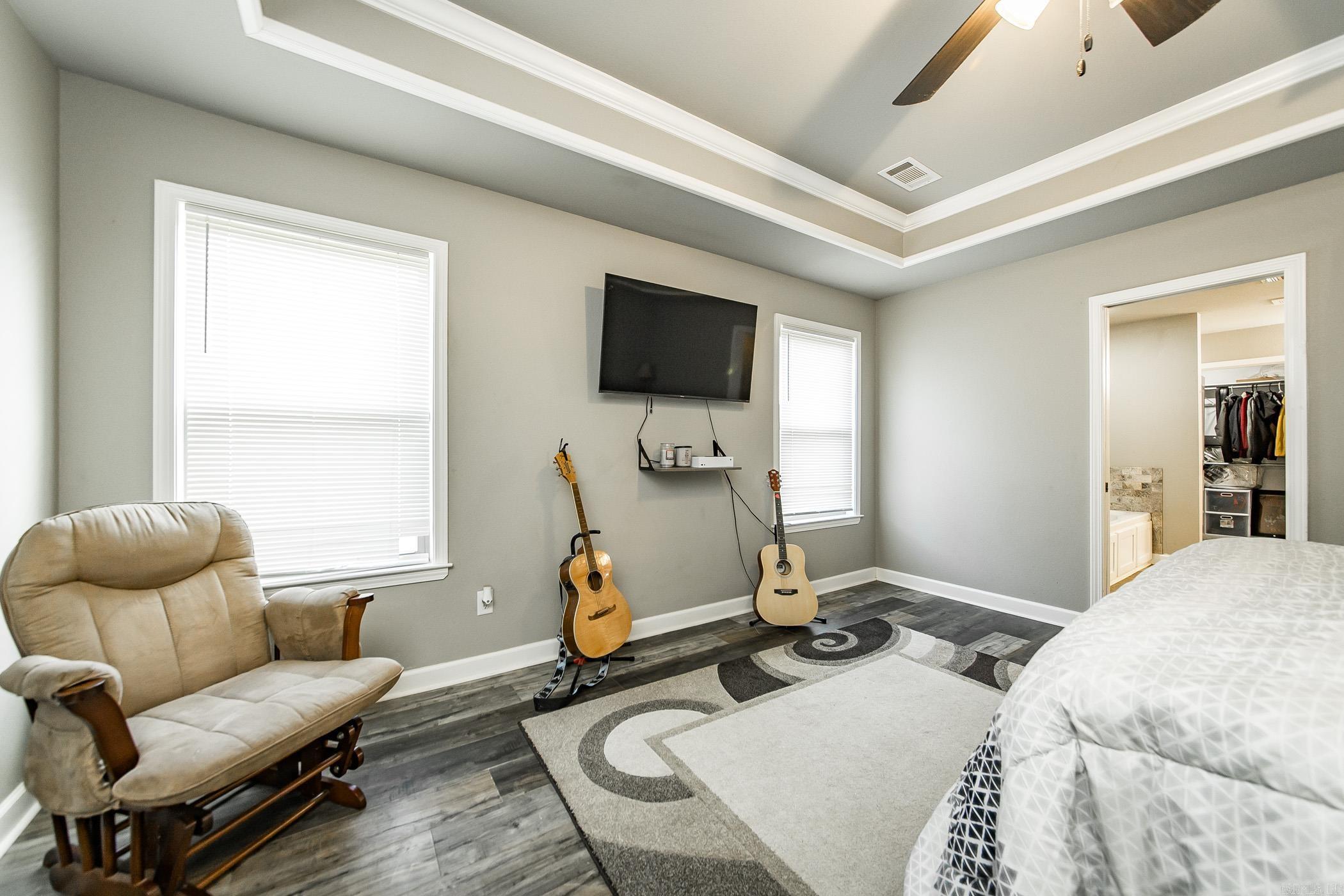 HERITAGE MEADOWS - Residential