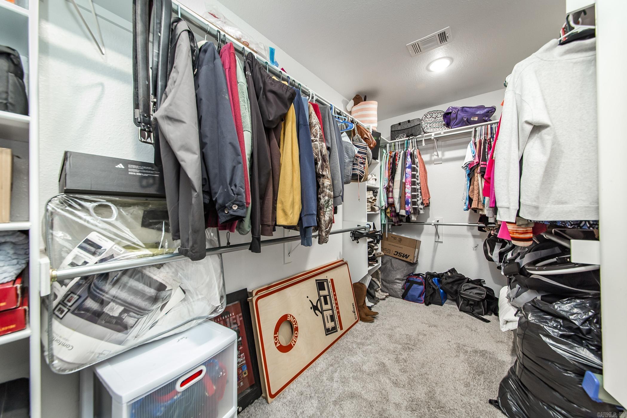 HERITAGE MEADOWS - Residential