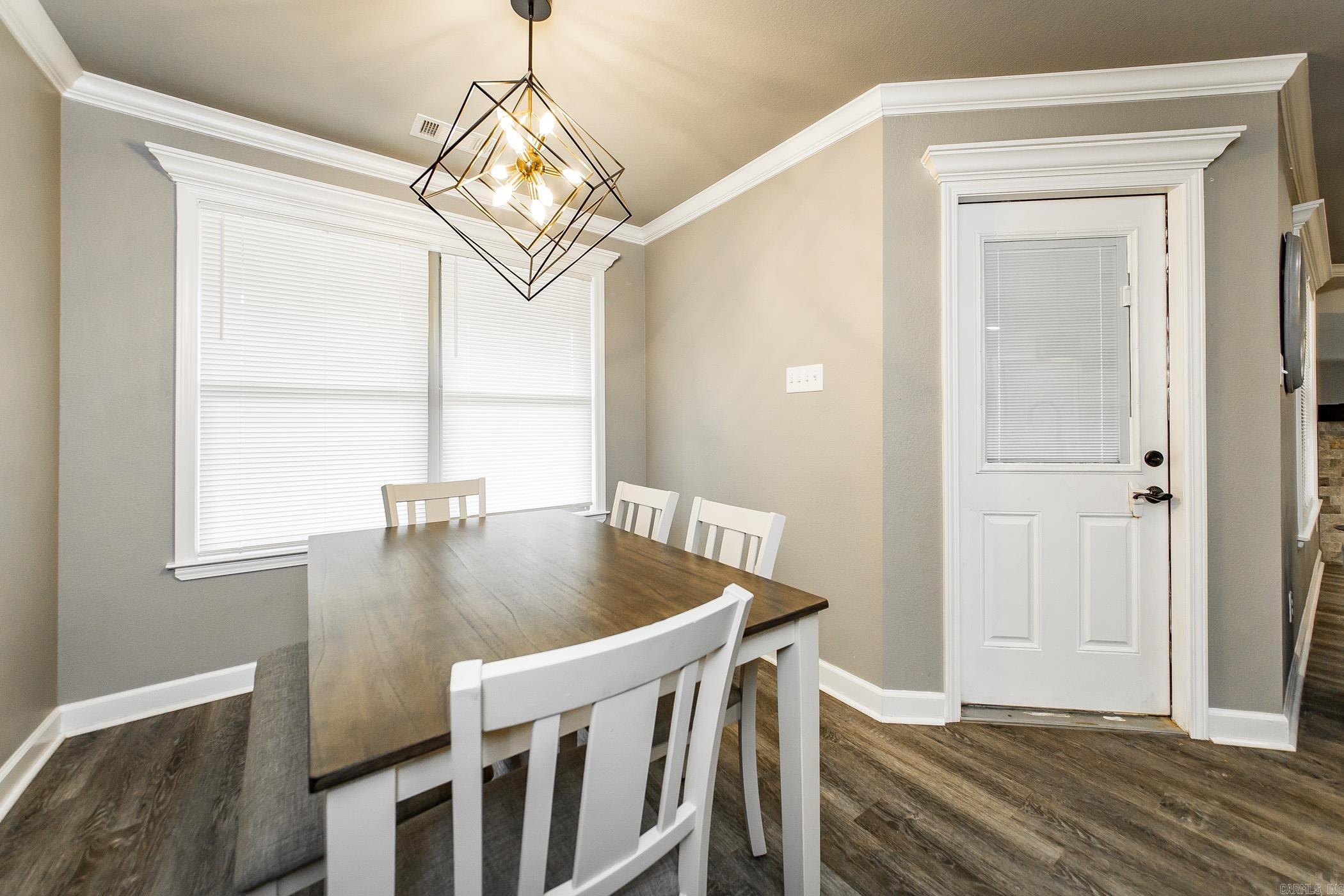 HERITAGE MEADOWS - Residential