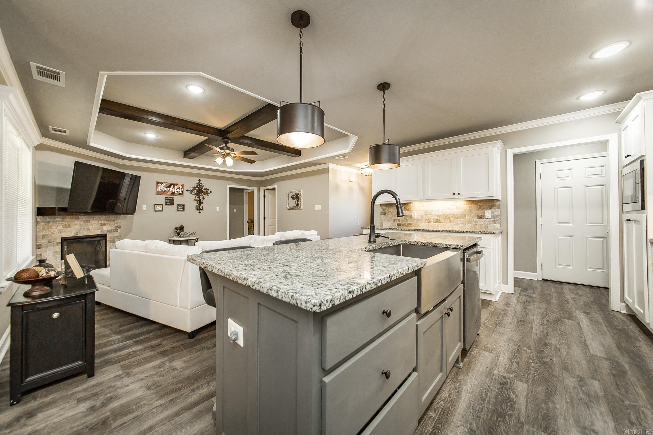 HERITAGE MEADOWS - Residential