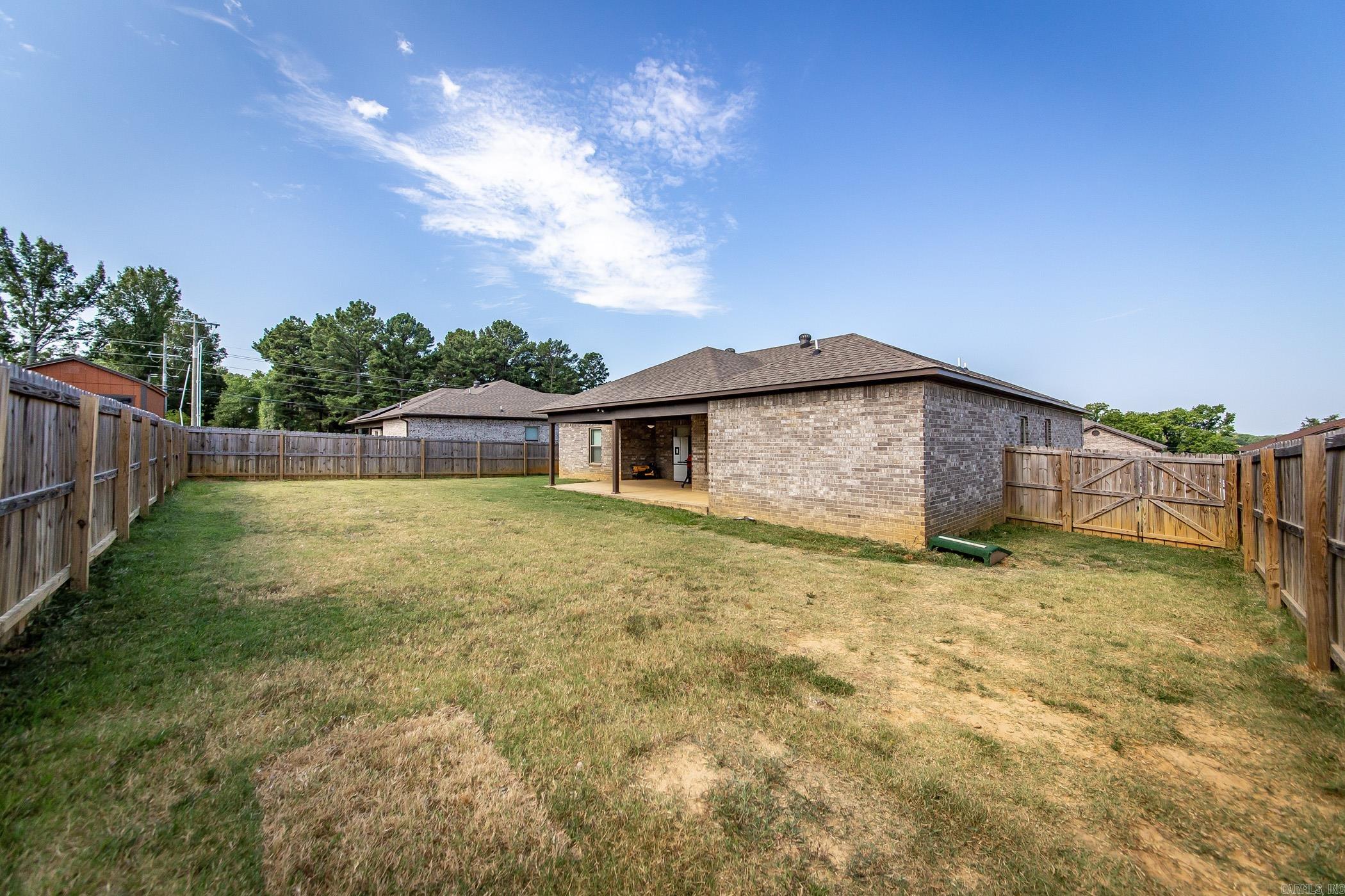 HERITAGE MEADOWS - Residential