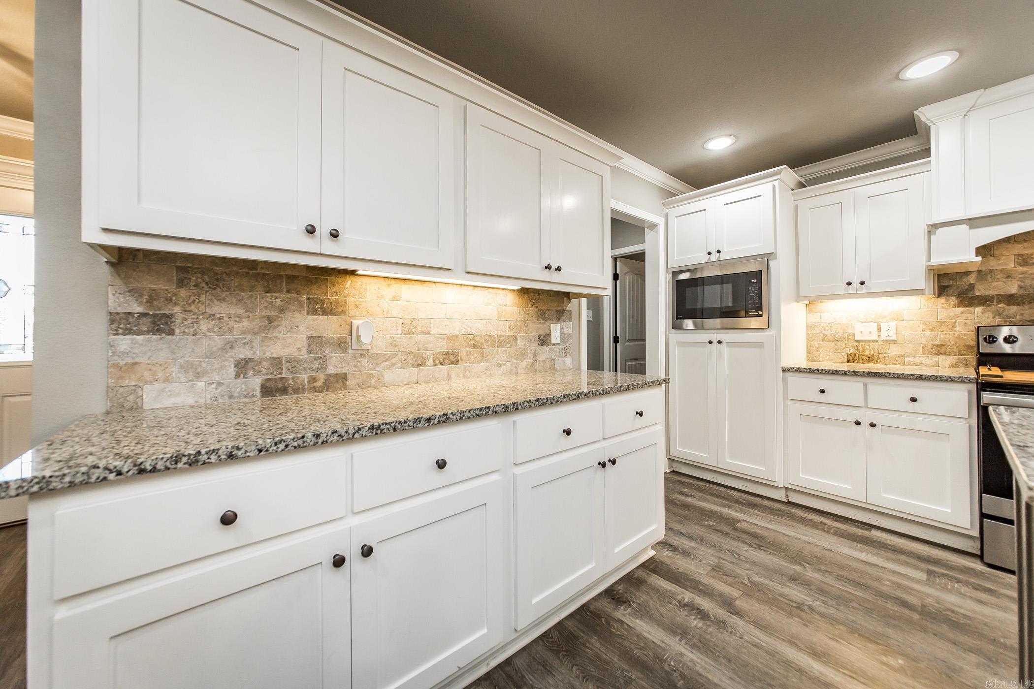 HERITAGE MEADOWS - Residential