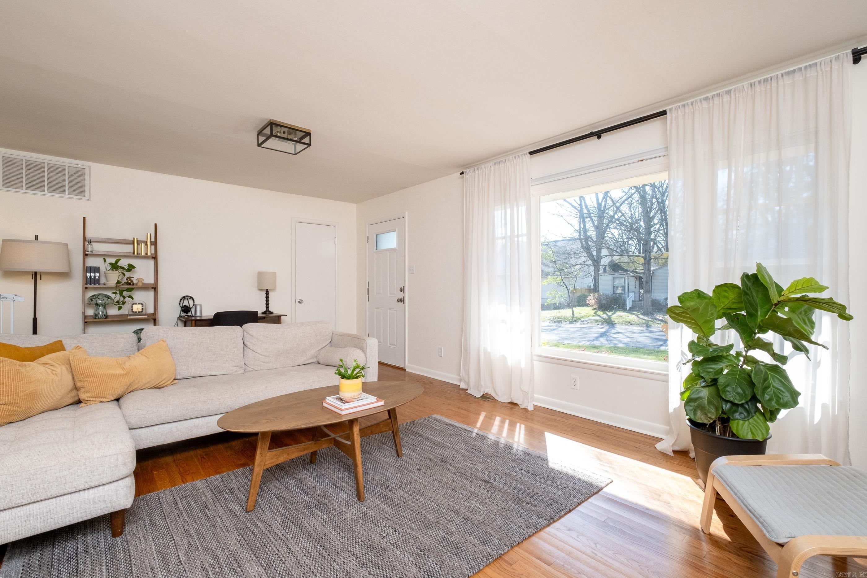 Lincoln Park - Residential