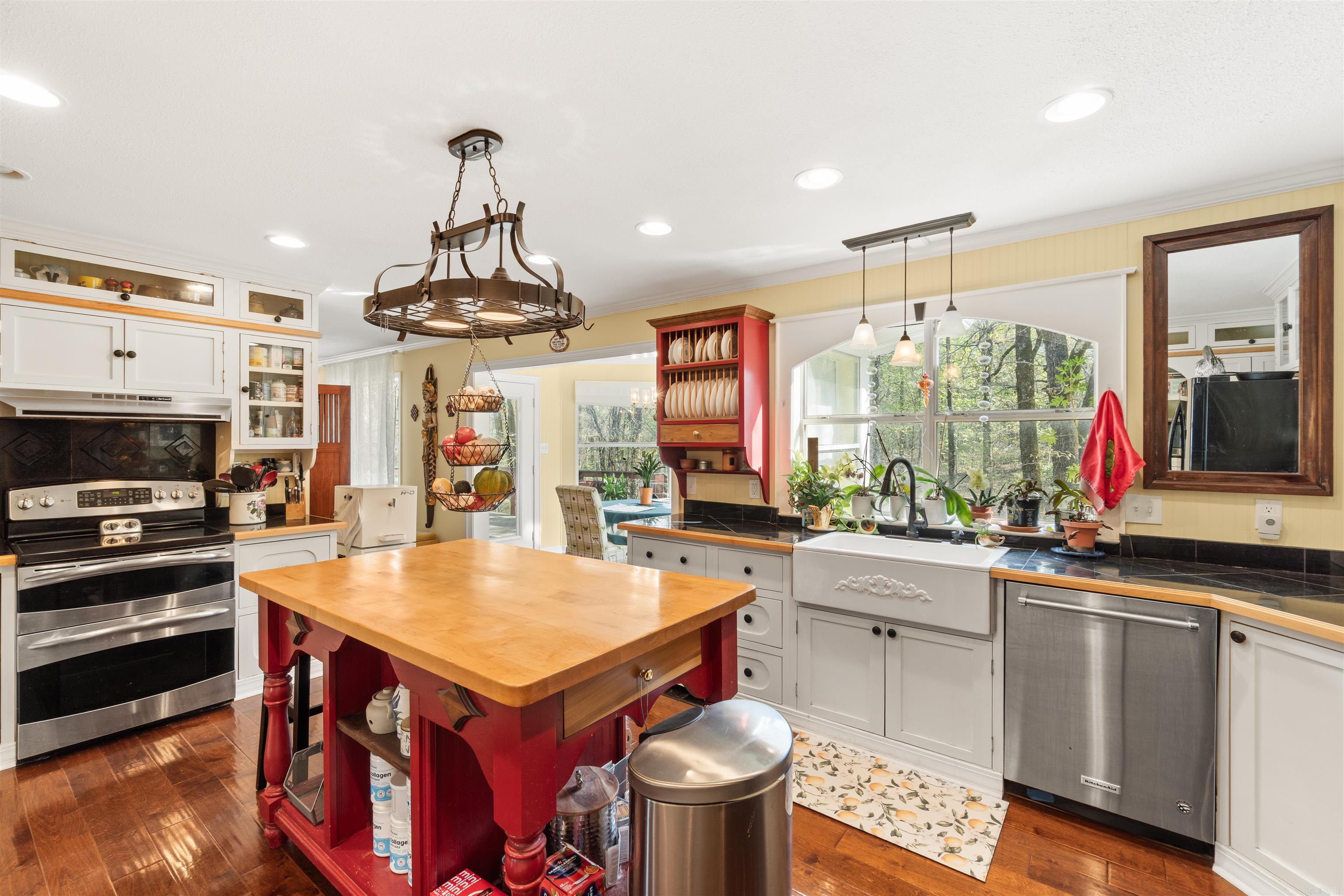 DAVIS JOHN A - Residential