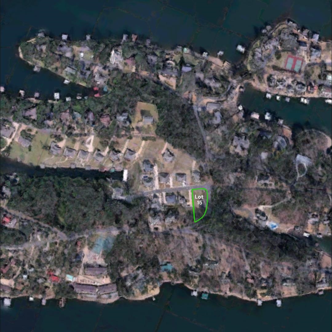 Build your Dream Home on the Extravagant Long Island! Don't miss this hard to find .44 acre lot in one of the most sought after locations in Hot Springs. Only minutes away from everything that Hot Springs has to offer. Great area for walking or jogging with stunning views in all directions.