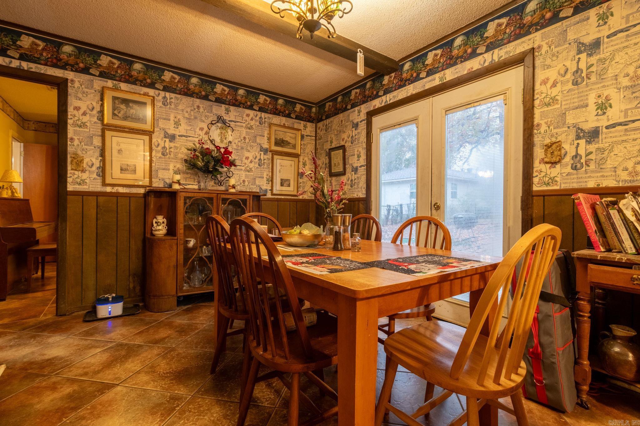 BAMBOO VILLAGE - Residential