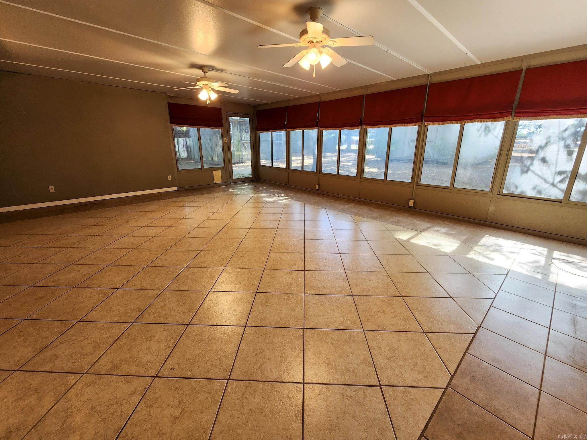 SHEFFIELD COVE - Residential