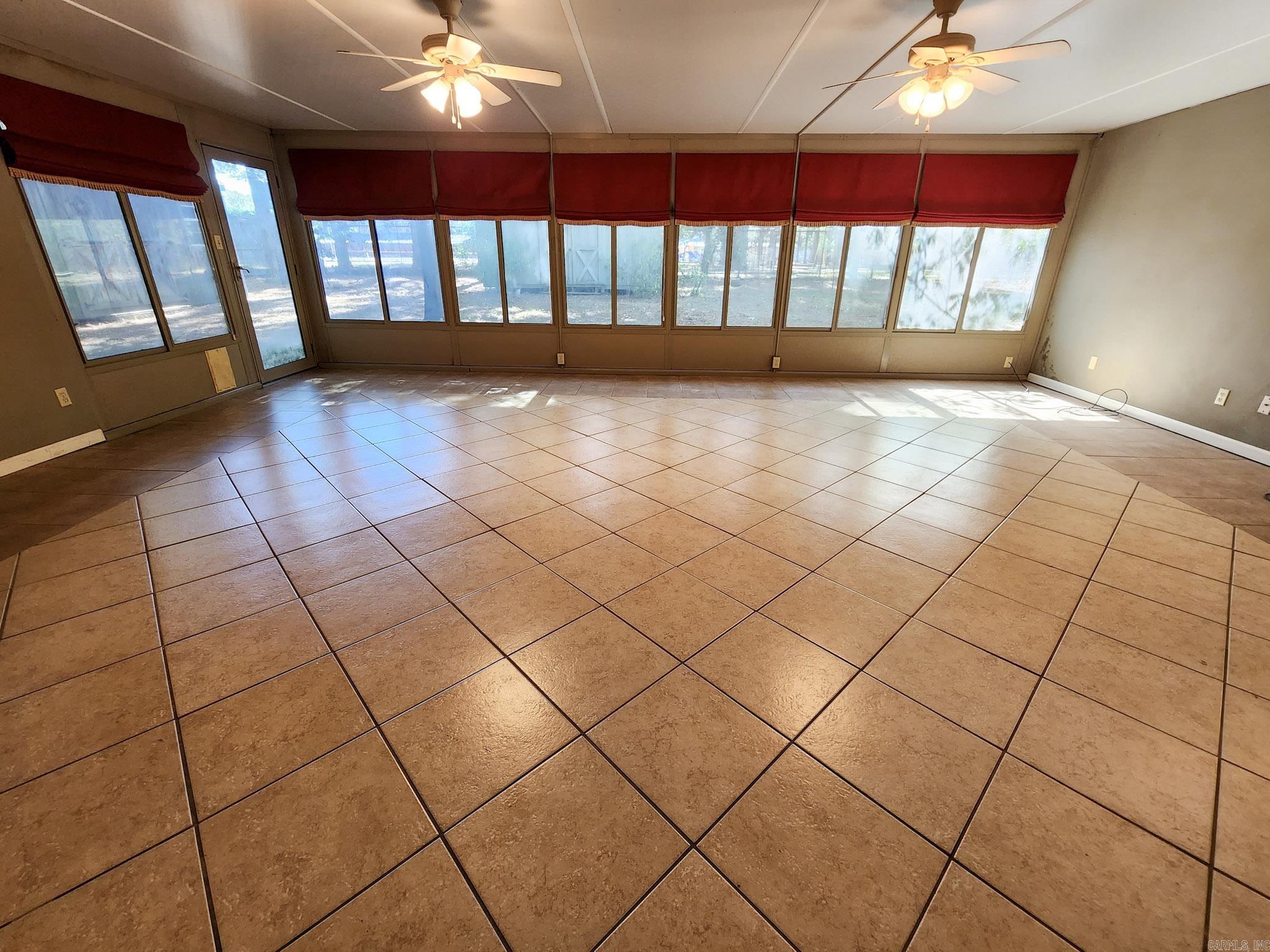 SHEFFIELD COVE - Residential