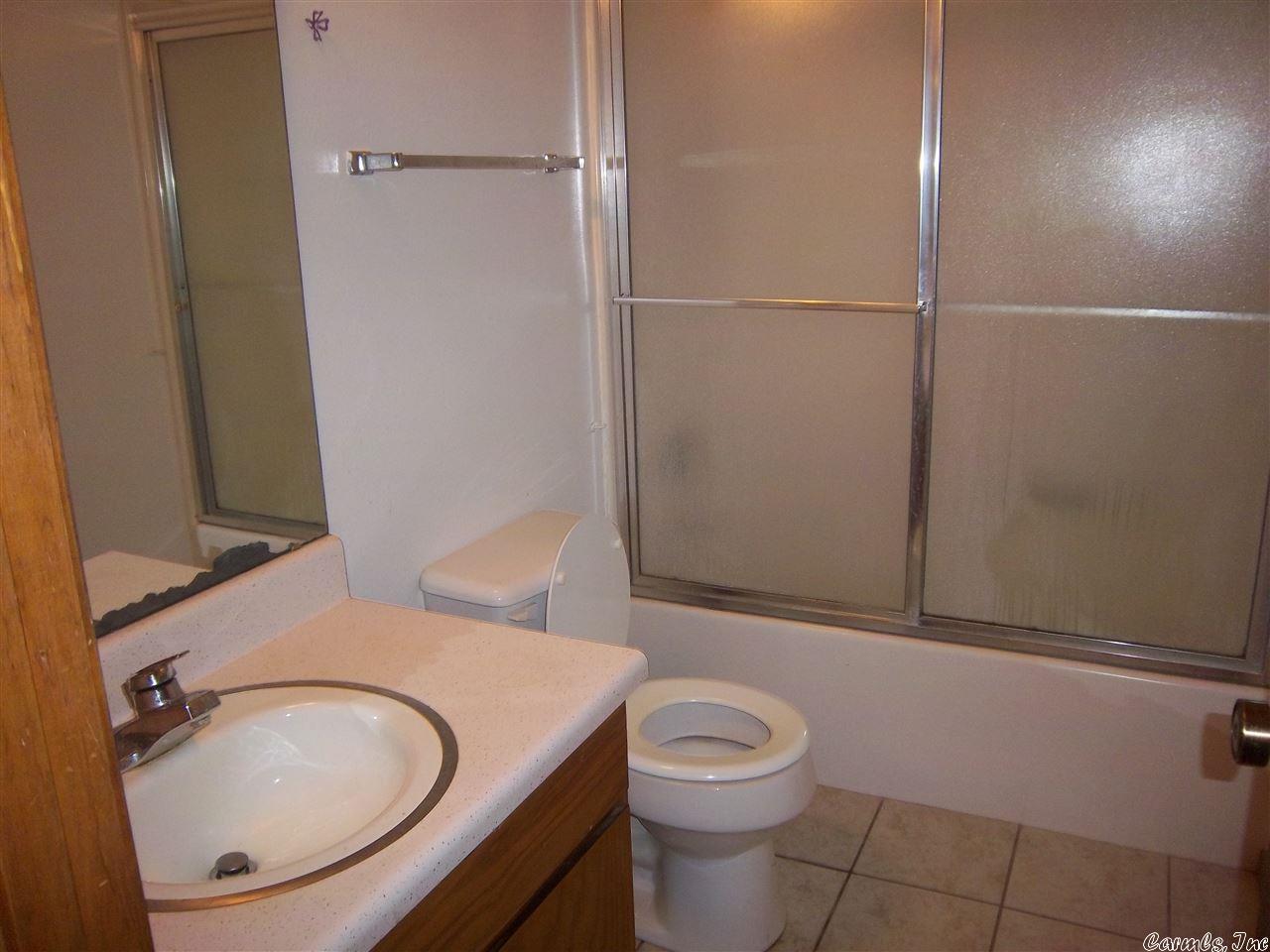 Thunderbird 1st - Residential Lease