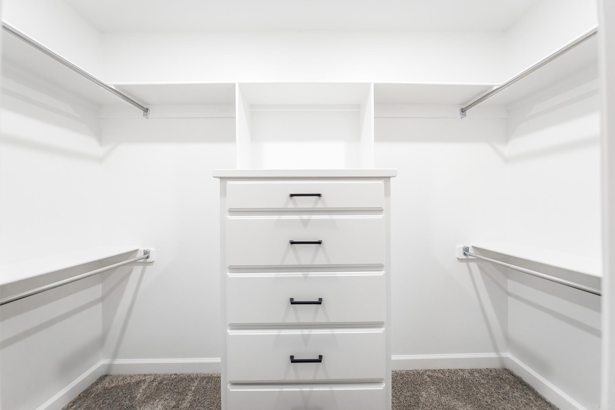 JAXON TERRACE - Residential