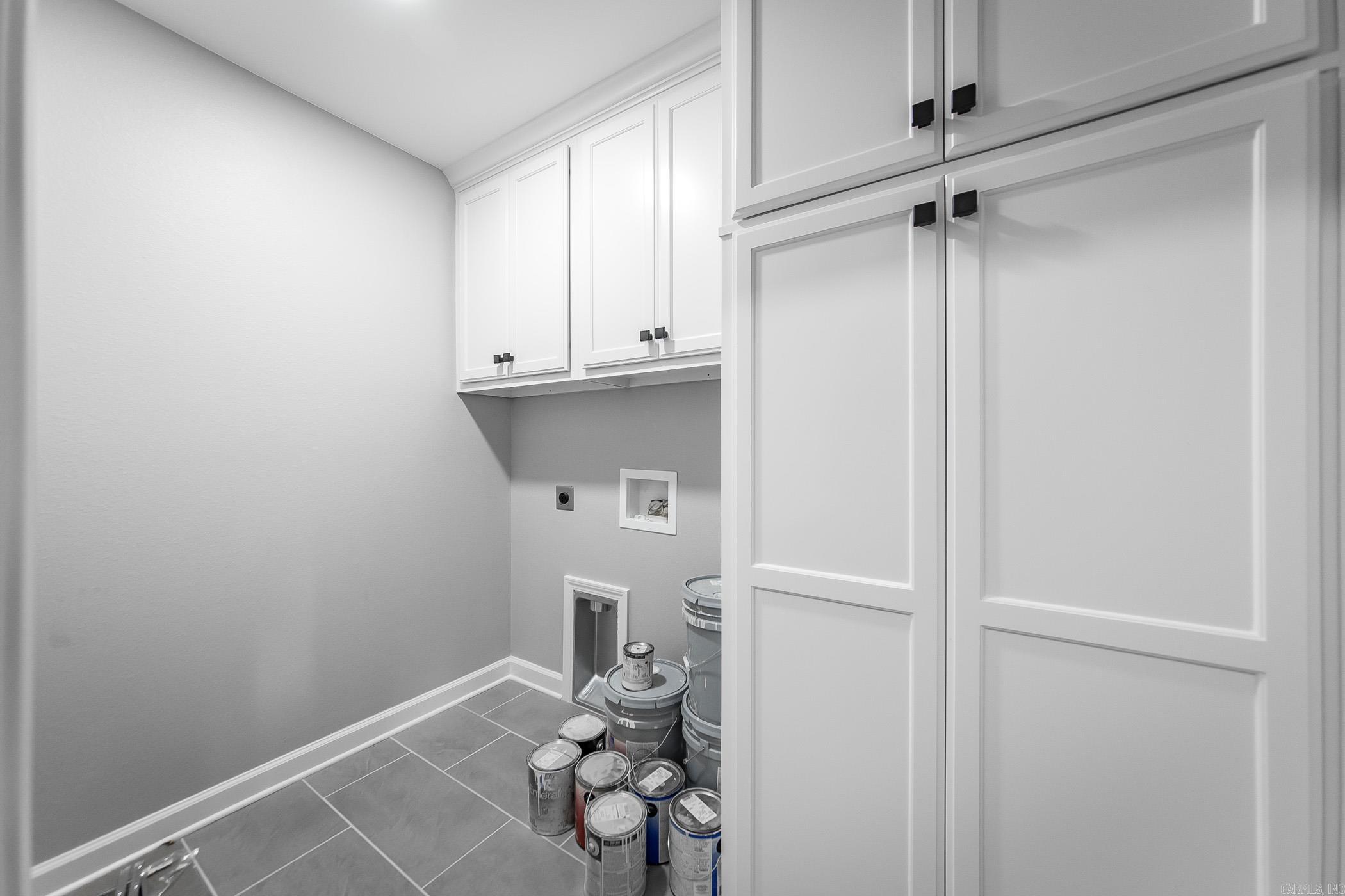 JAXON TERRACE - Residential