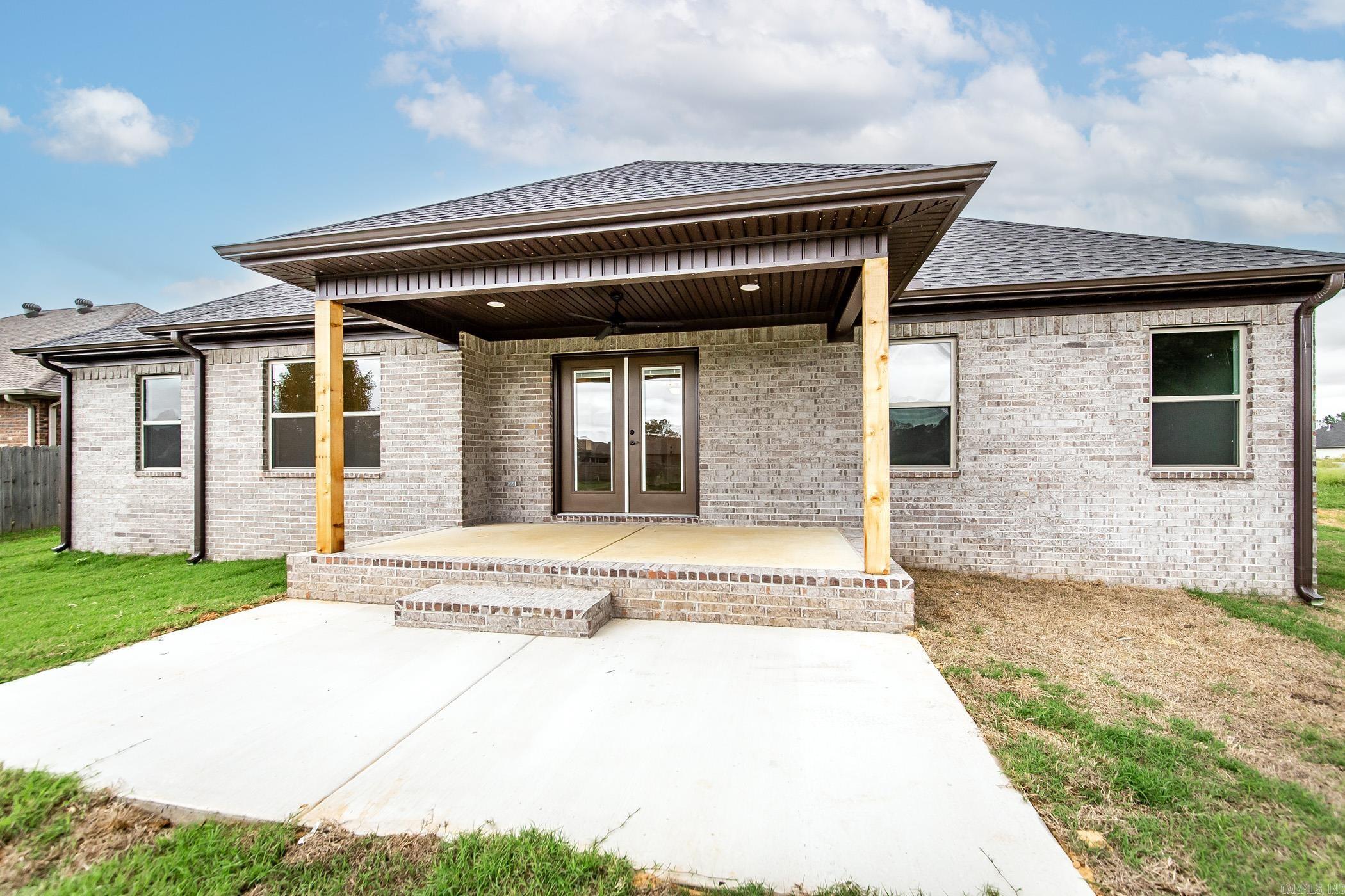 JAXON TERRACE - Residential