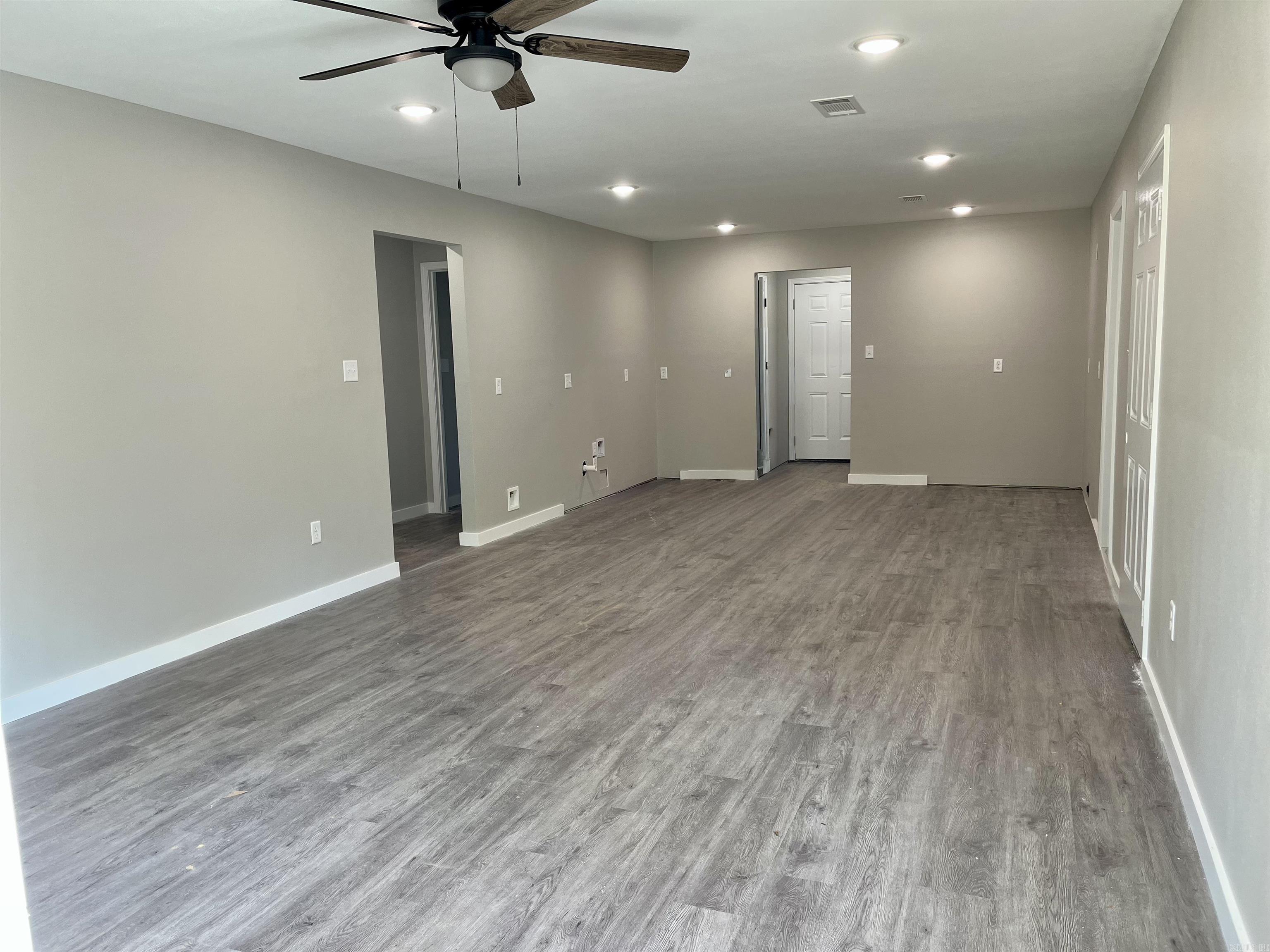 COLLEGE HILL ADDN - Residential