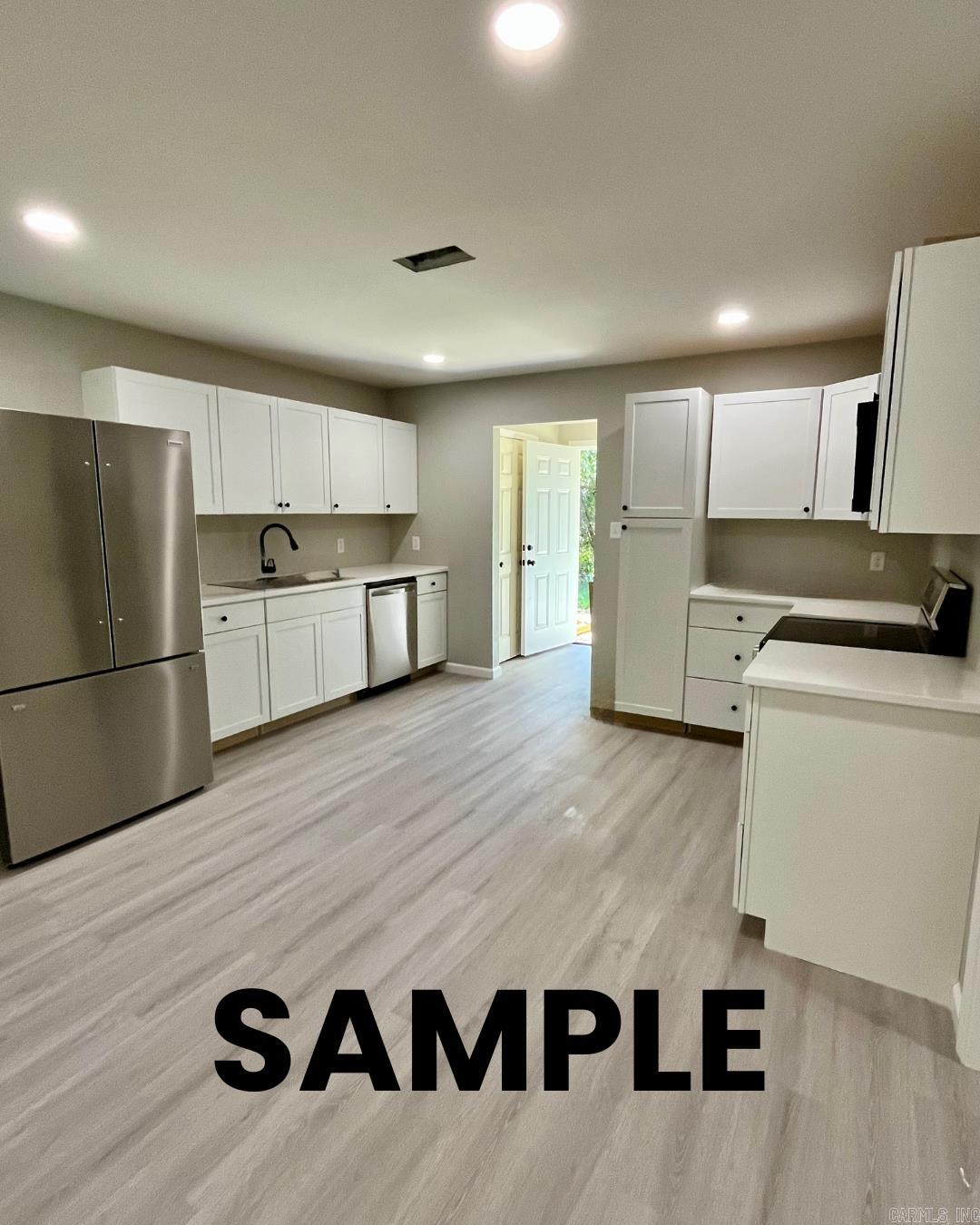 COLLEGE HILL ADDN - Residential