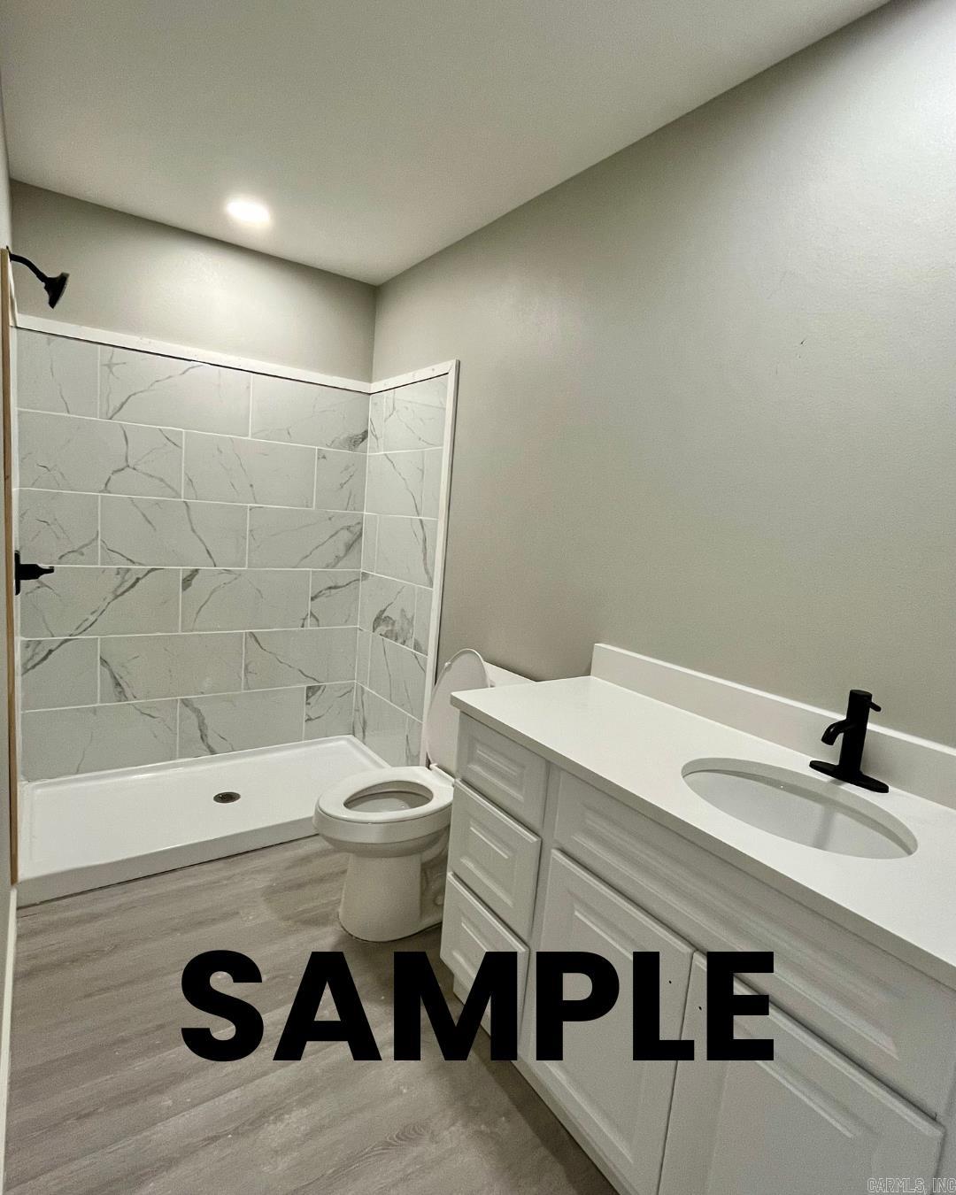 COLLEGE HILL ADDN - Residential