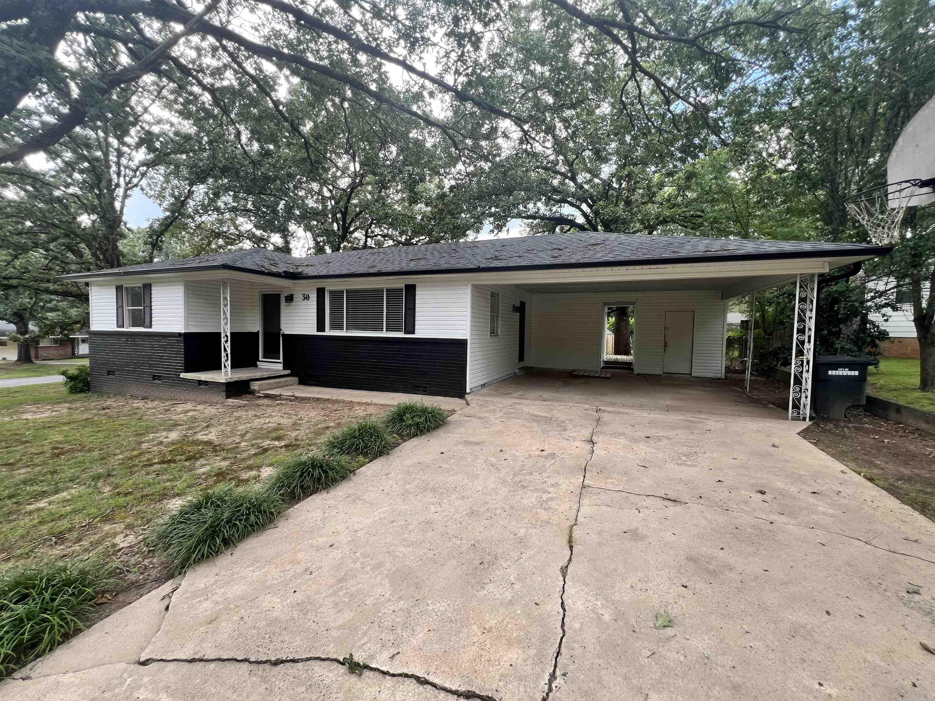 Investment special 3 bed 2 bath needs some TLC sold AS-IS Under contract before listed Agents see remarks