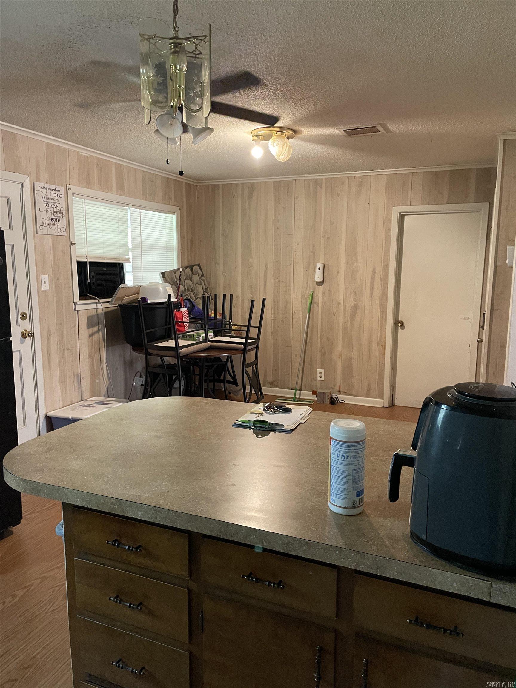 OAKHURST F - Residential