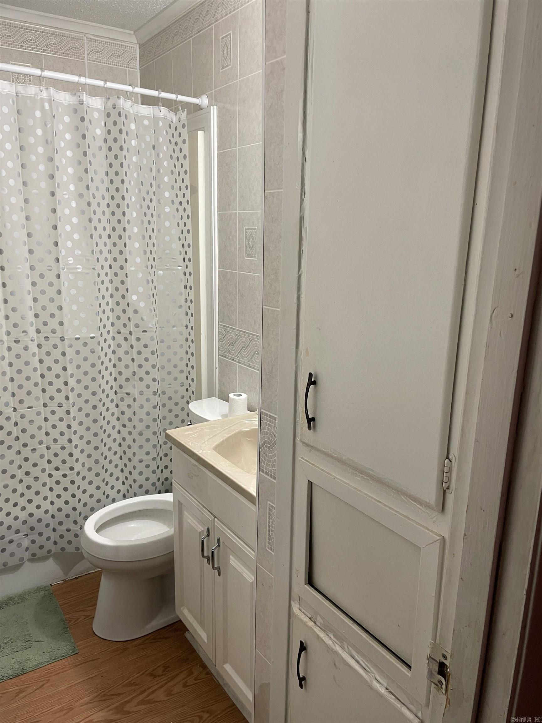 OAKHURST F - Residential