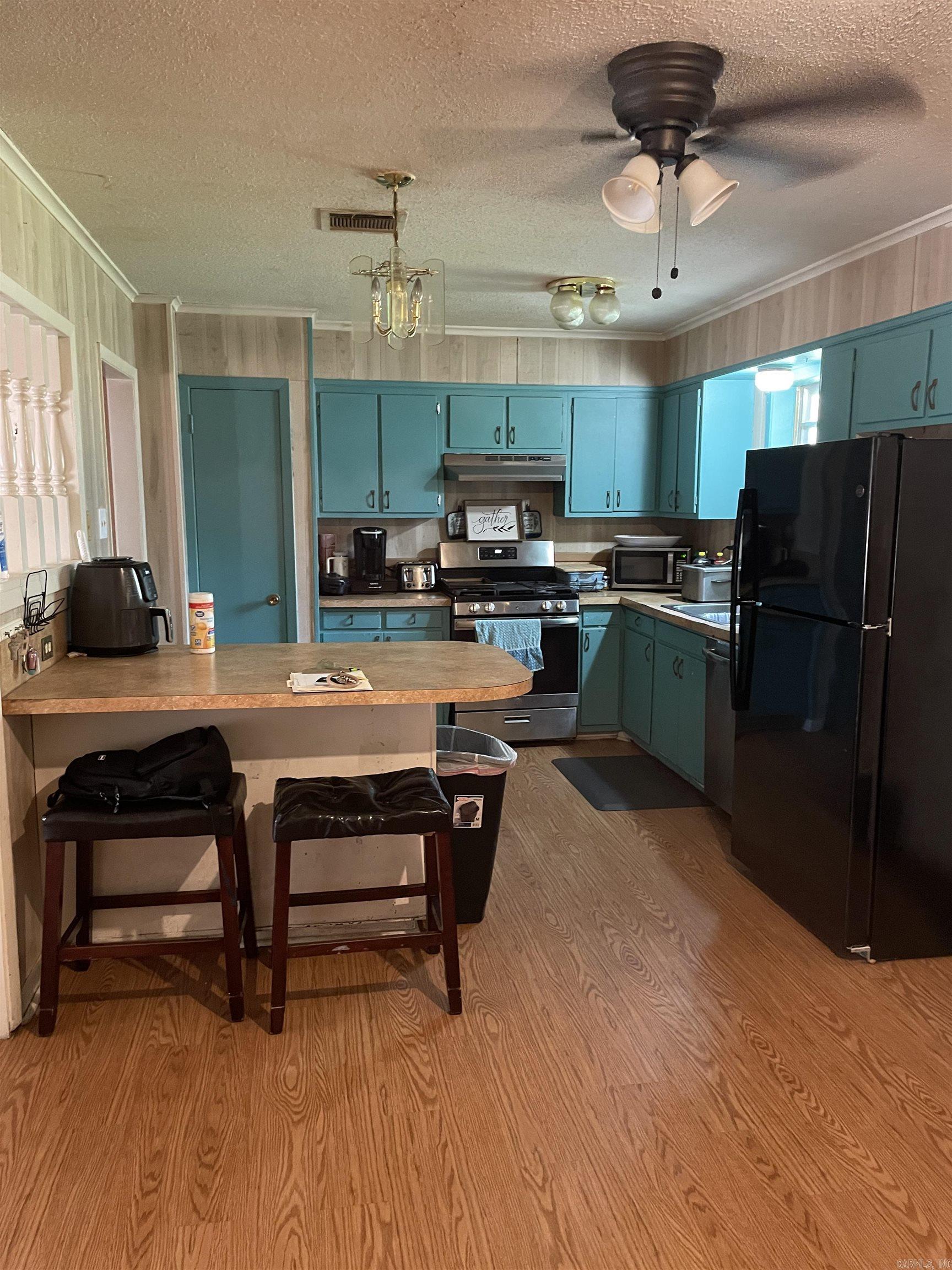 OAKHURST F - Residential