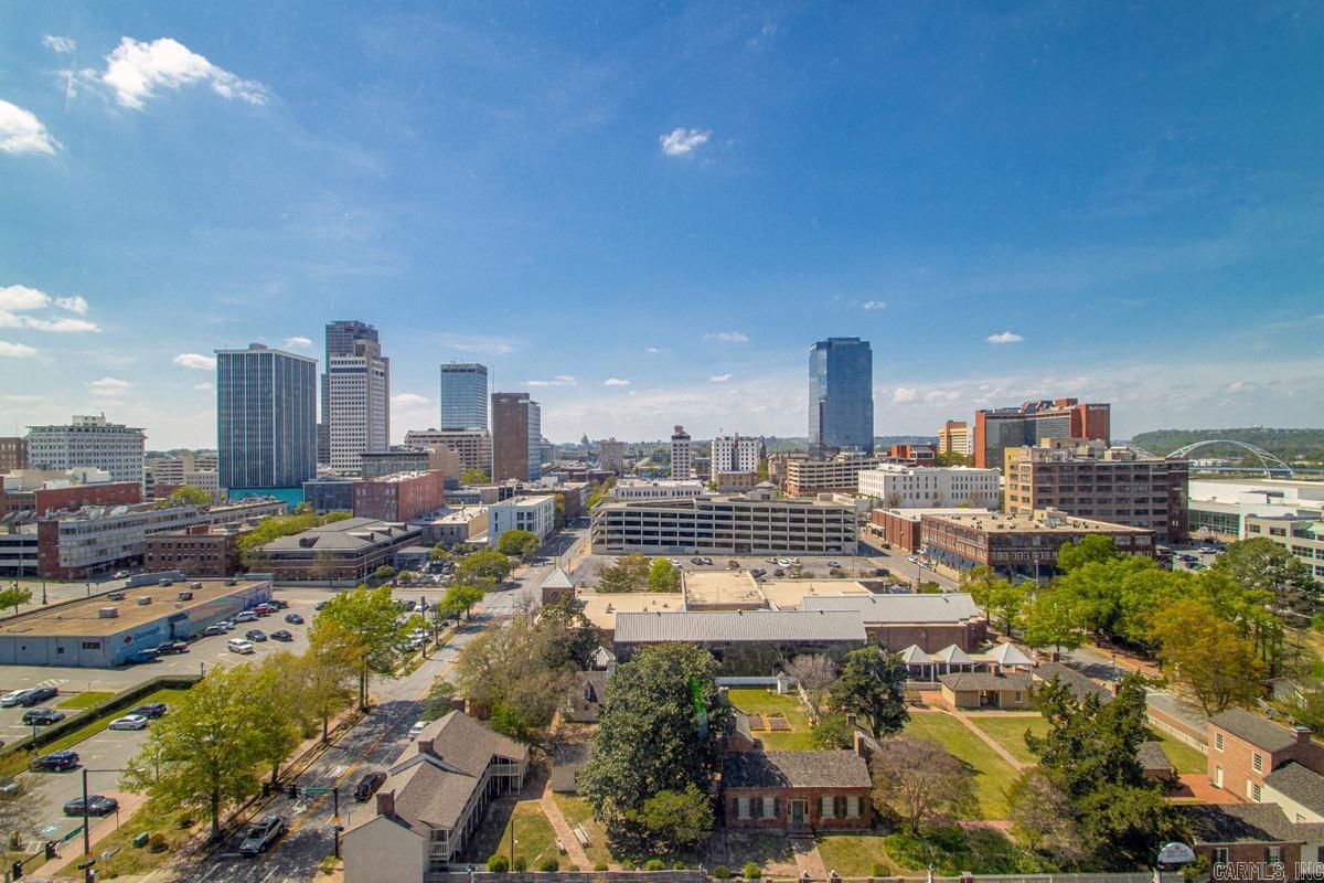 300 THIRD HPR - Residential